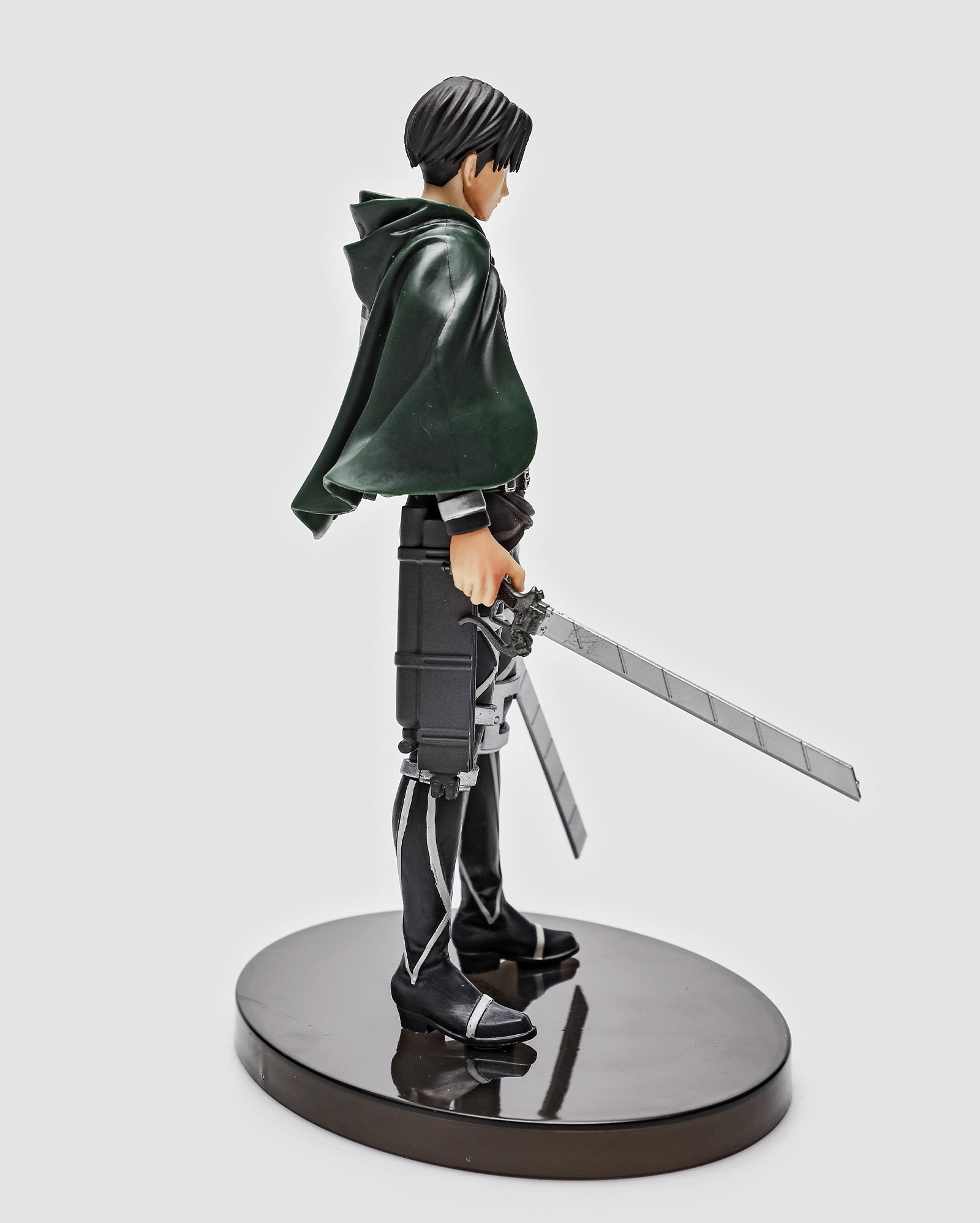 Riachuelo | Action figure Levi Attack on Titan The Final Season