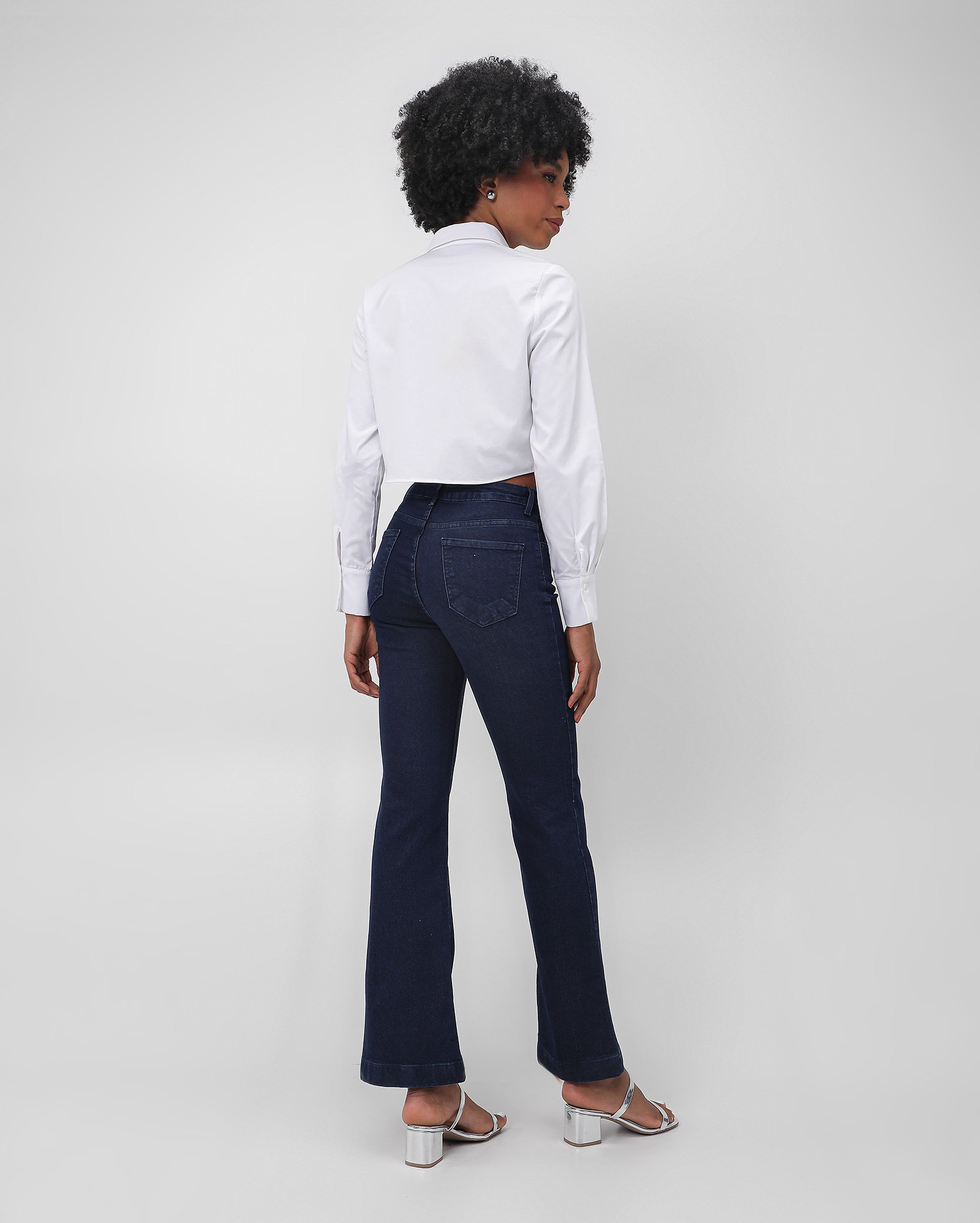 Calça jeans feminina bootcut cintura média denim escuro | Pool Jeans