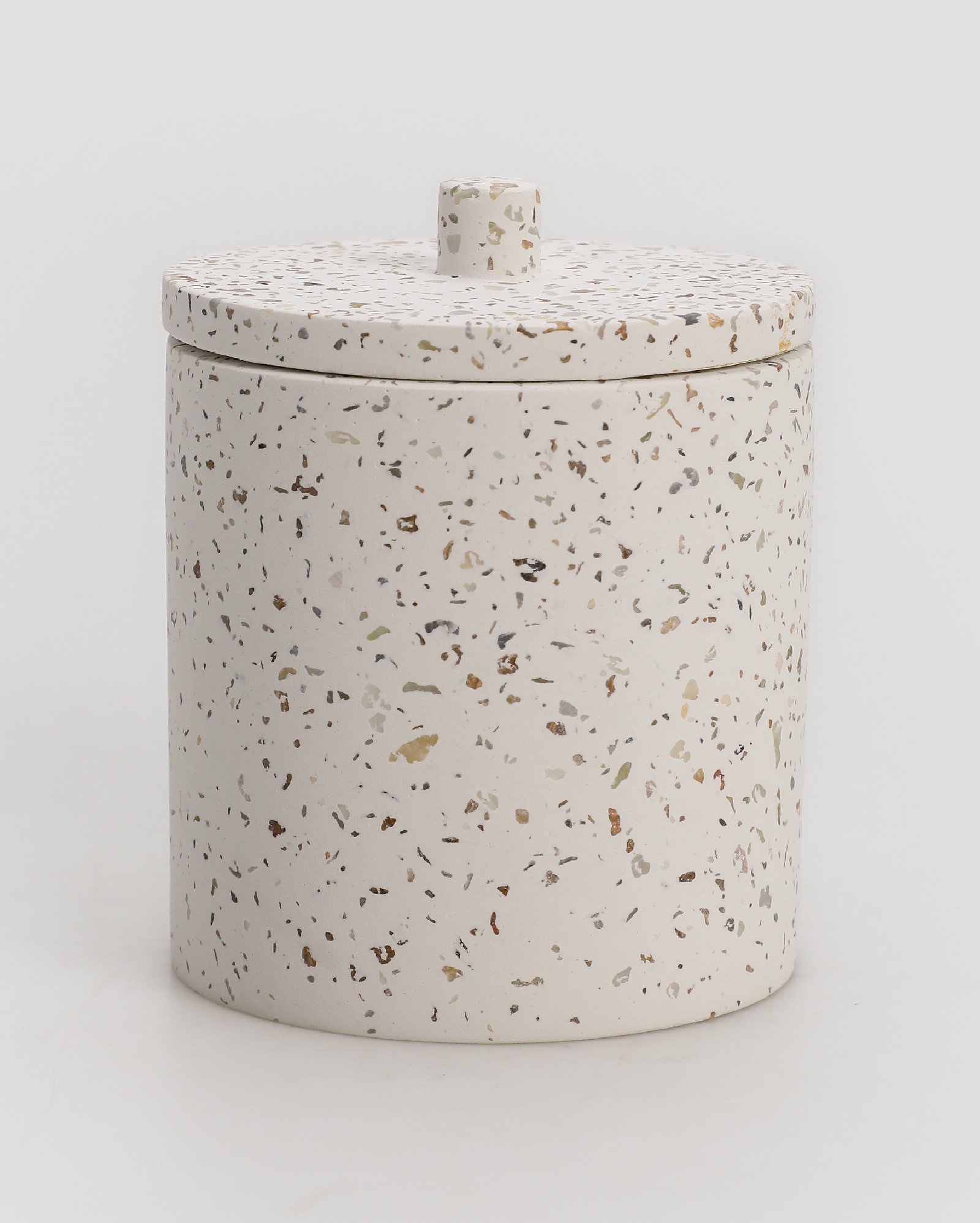 Pote decorativo com tampa Terrazzo off-white | Casa Riachuelo