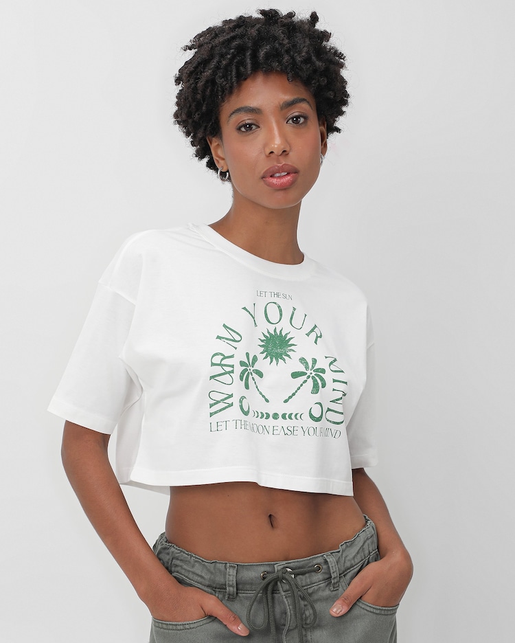 Riachuelo Camiseta cropped let the sun branca Pool by Riachuelo