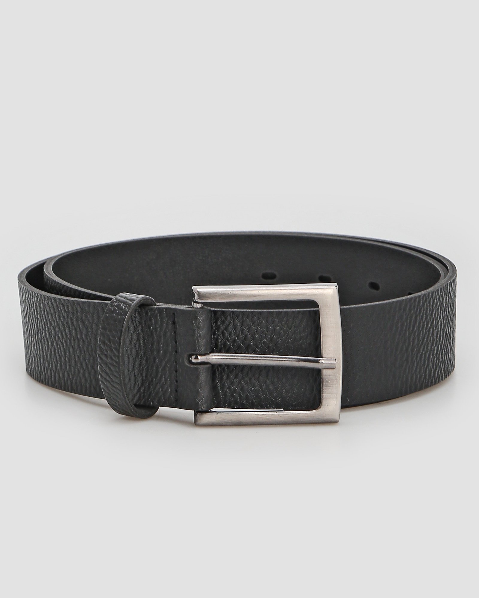 Cinto masculino casual com textura preto | Accessori by Riachuelo