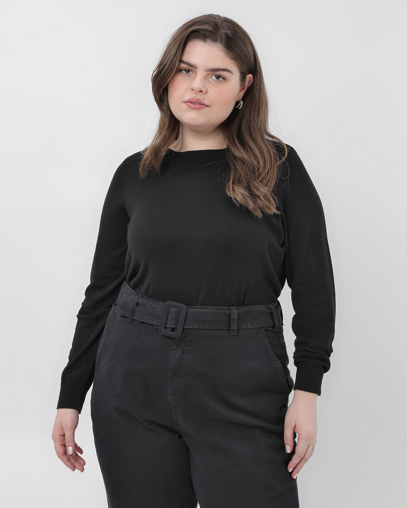 Blusa plus size feminina alongada lisa de tricot - Preto | AK Plus