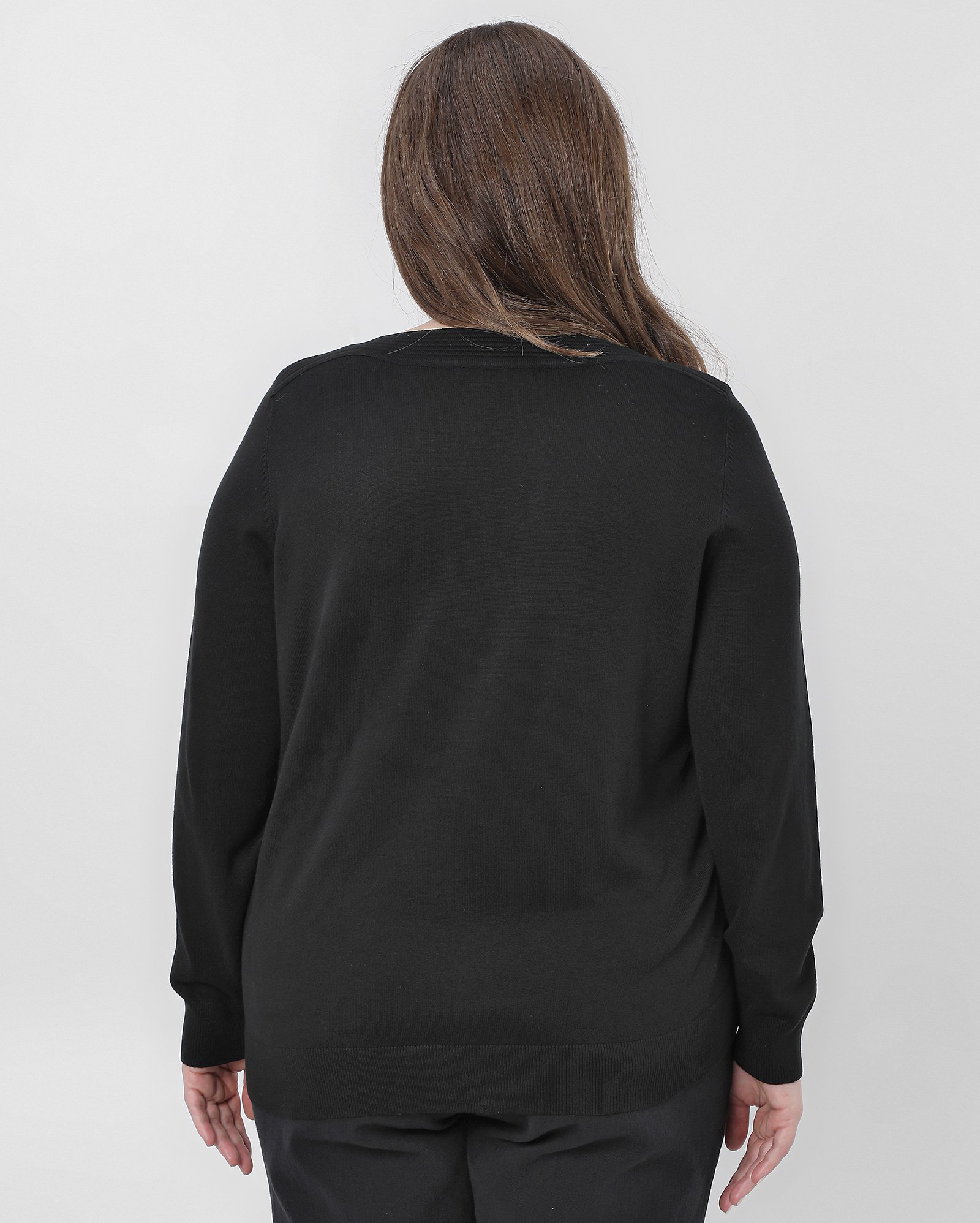 Blusa plus size feminina alongada lisa de tricot - Preto | AK Plus