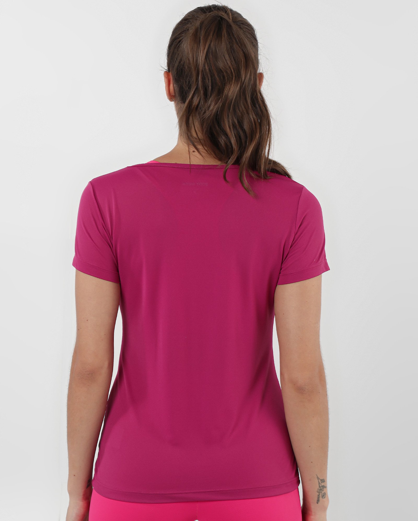 Camiseta esportiva feminina de poliamida respirável rosa | Body Work