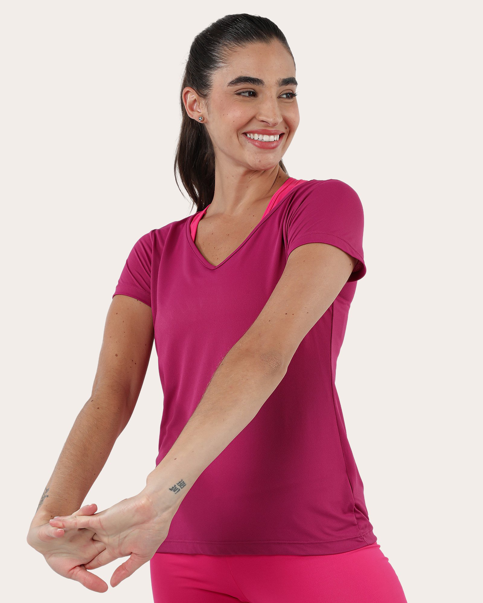Camiseta esportiva feminina de poliamida respirável rosa | Body Work