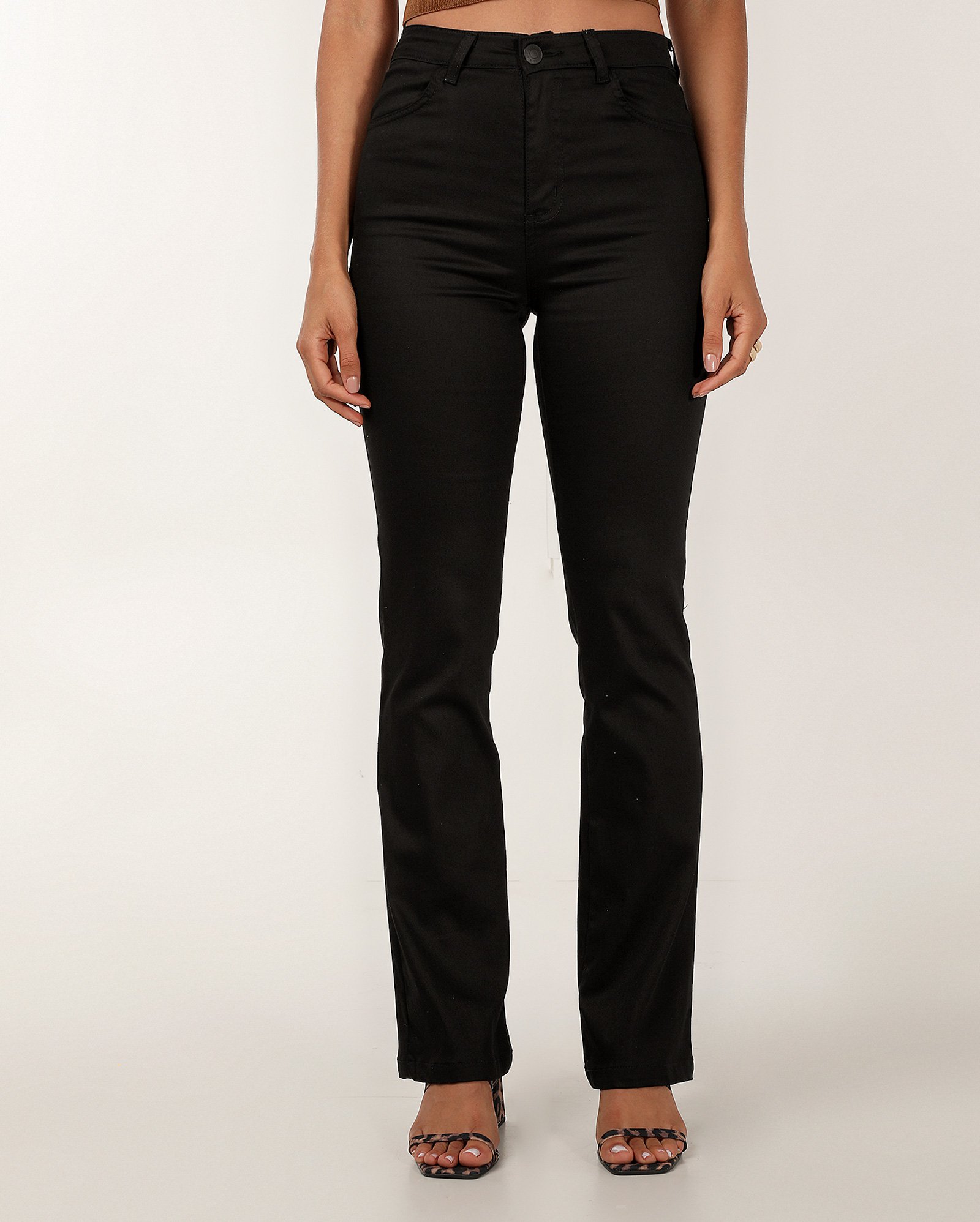 Calça jeans feminina bootcut cintura alta - Sarja Black | Pool Jeans