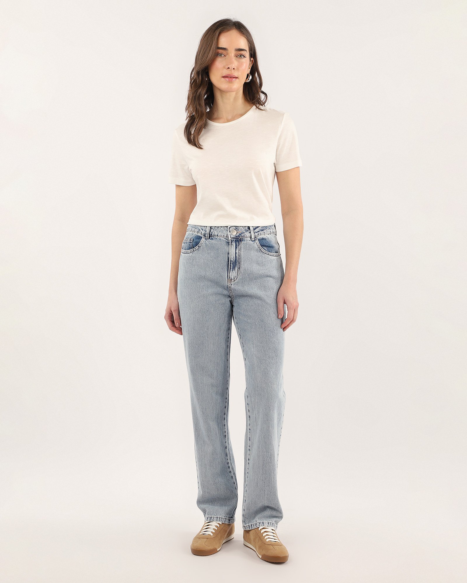 Calça jeans feminina reta 90's cintura média - Jeans Clássico Claro | Pool Jeans