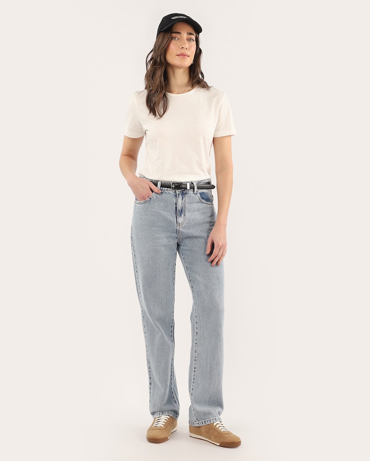 Calça jeans feminina reta 90's cintura média - Jeans Clássico Claro | Pool Jeans | Riachuelo