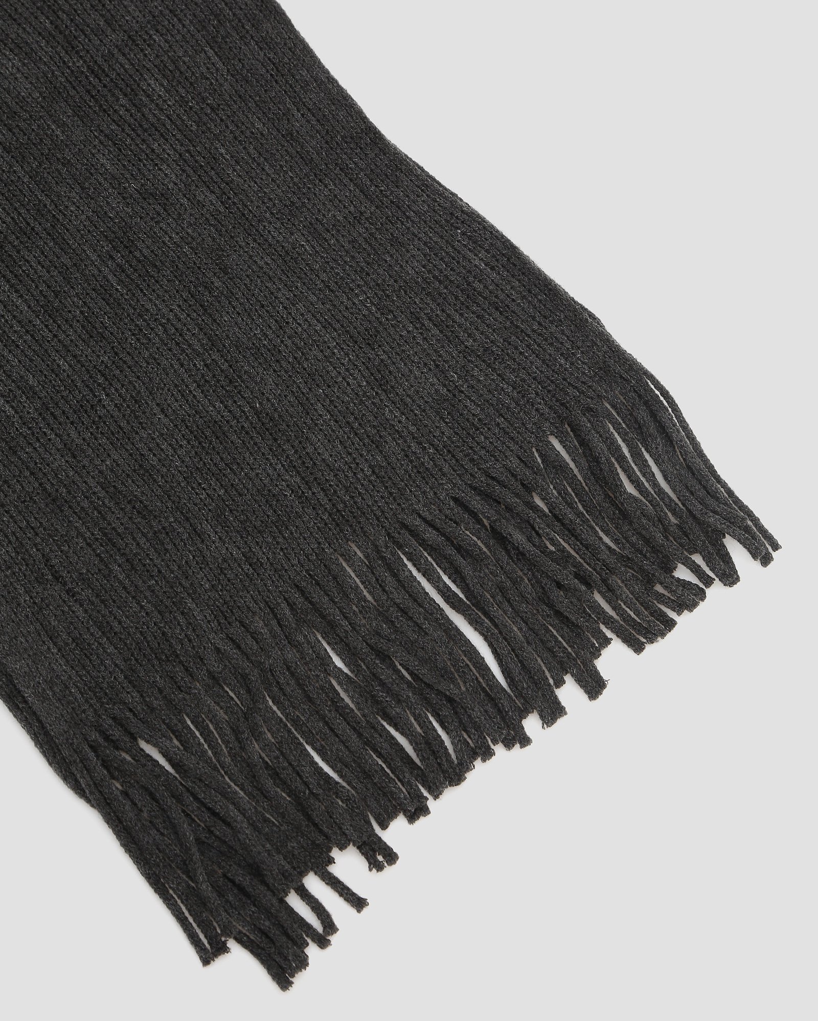 Cachecol masculino tradicional de tricot com franja - Cinza Escuro | Accessori by Riachuelo