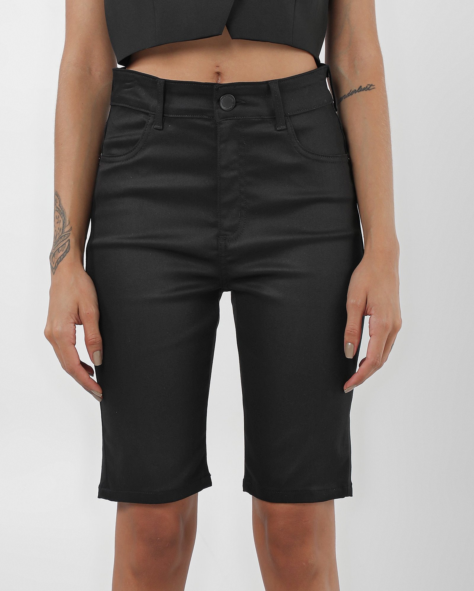 Bermuda jeans feminina ciclista ajustada - Preto | Pool Jeans — foto 7