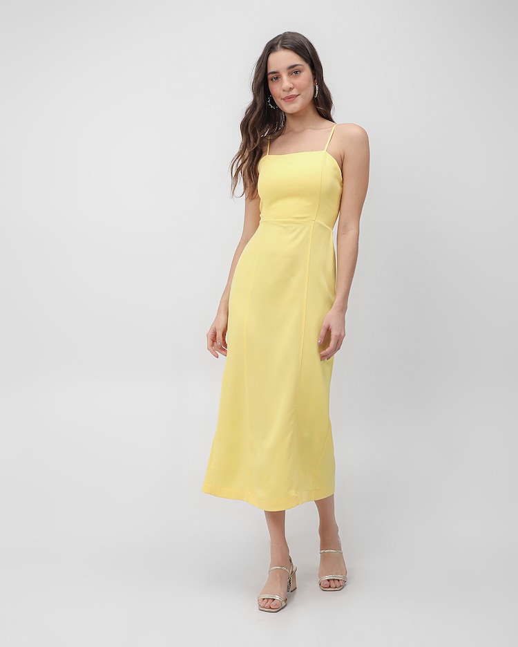 Riachuelo Vestido midi reto com lastex amarelo AK by Riachuelo