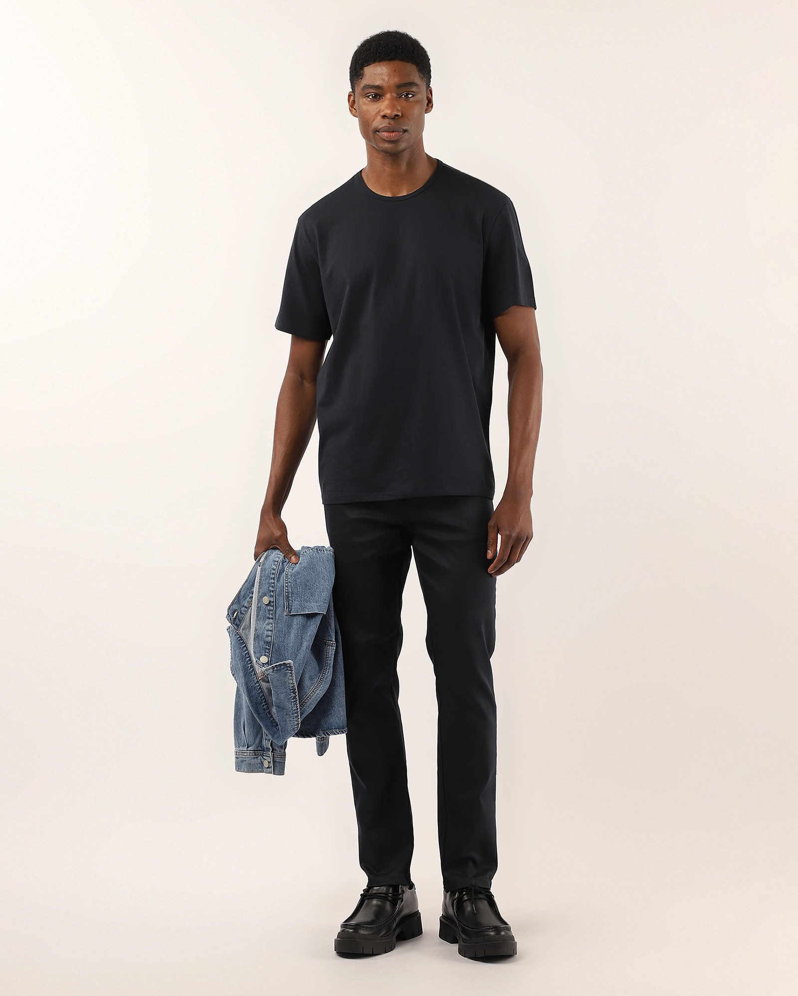Camiseta masculina básica regular - Azul-marinho