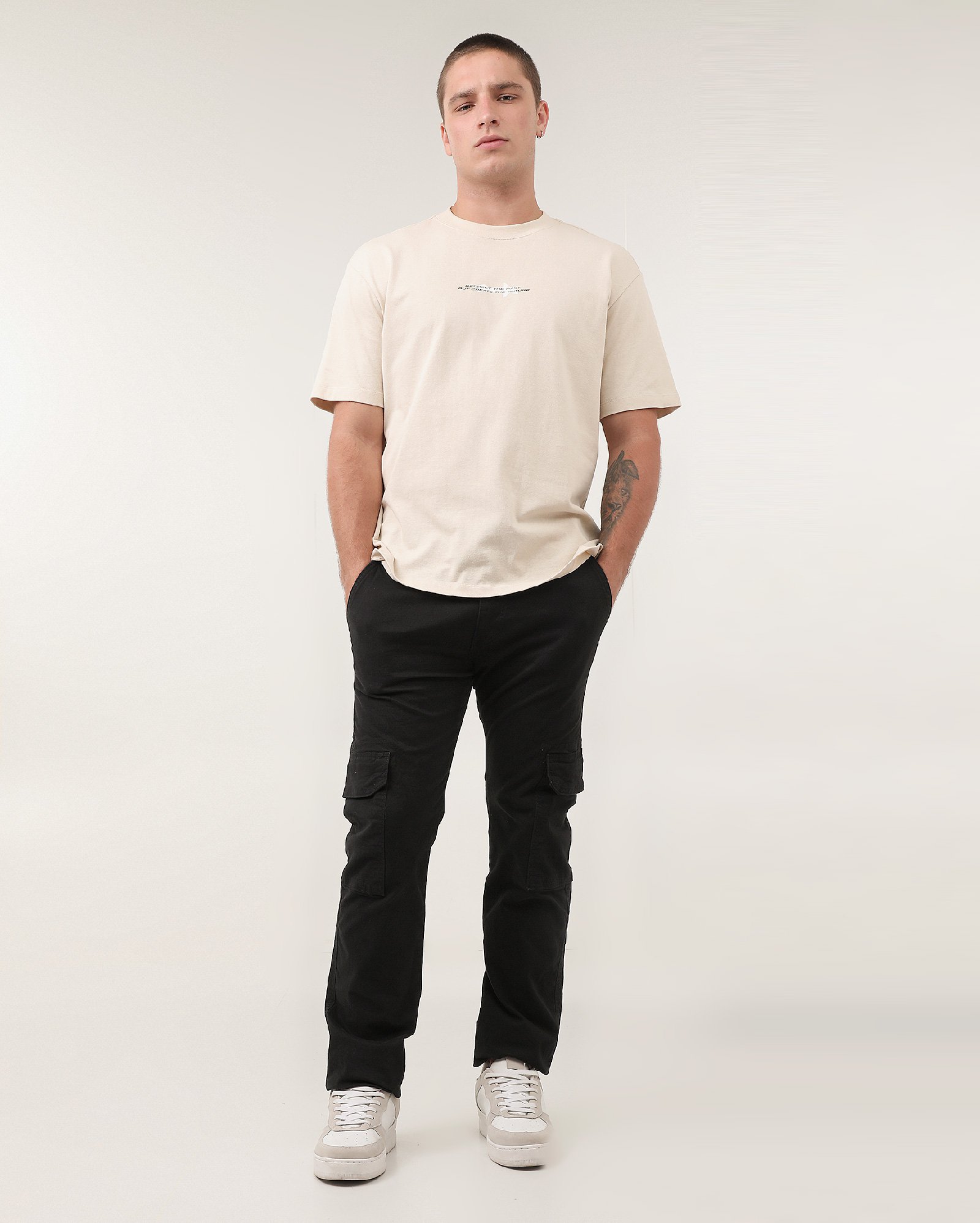 Calça jeans color masculina cargo - Preto | Pool Jeans