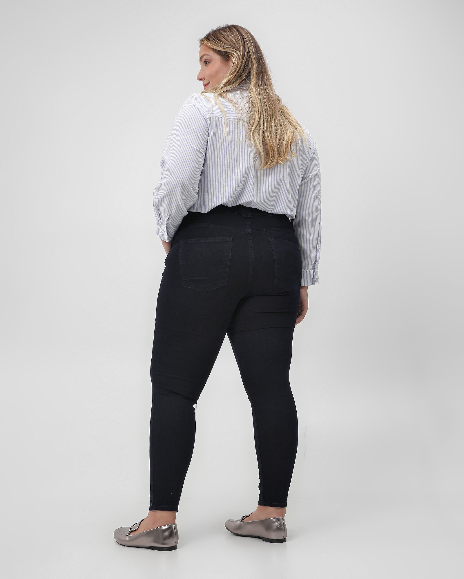 Calça jeans plus size feminina skinny - Azul Noite | AK Plus