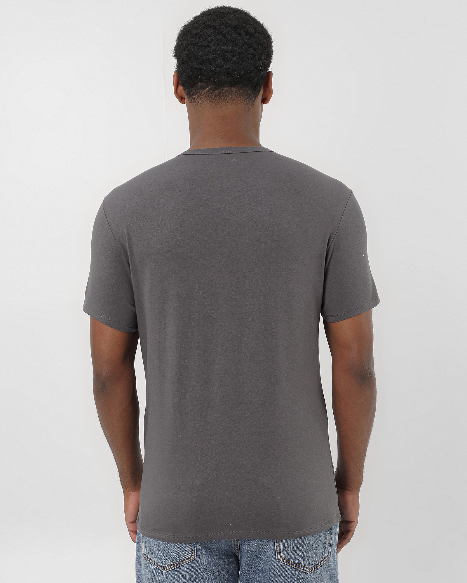 Camiseta masculina Essencial Slim - Cinza — foto 2