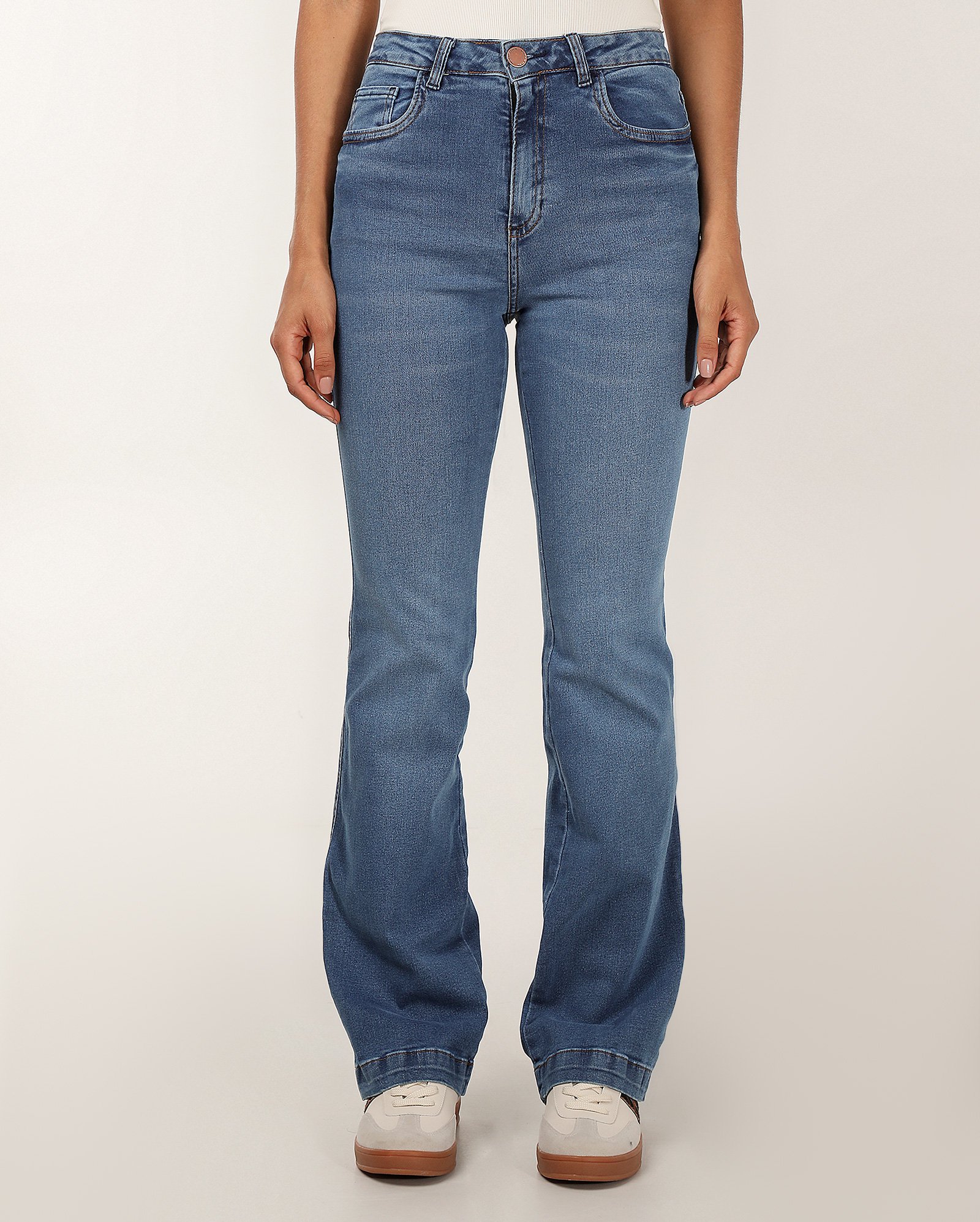 Calça jeans feminina bootcut cintura alta - Jeans Médio | Pool Jeans