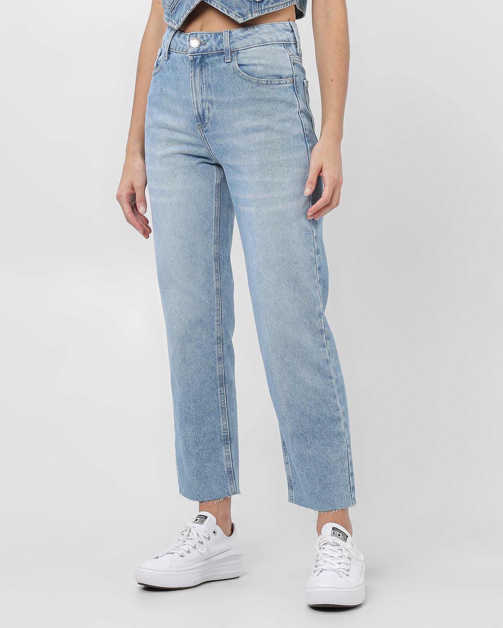 Calça jeans feminina reta cropped cintura alta - Jeans Clássico Claro | Pool Jeans