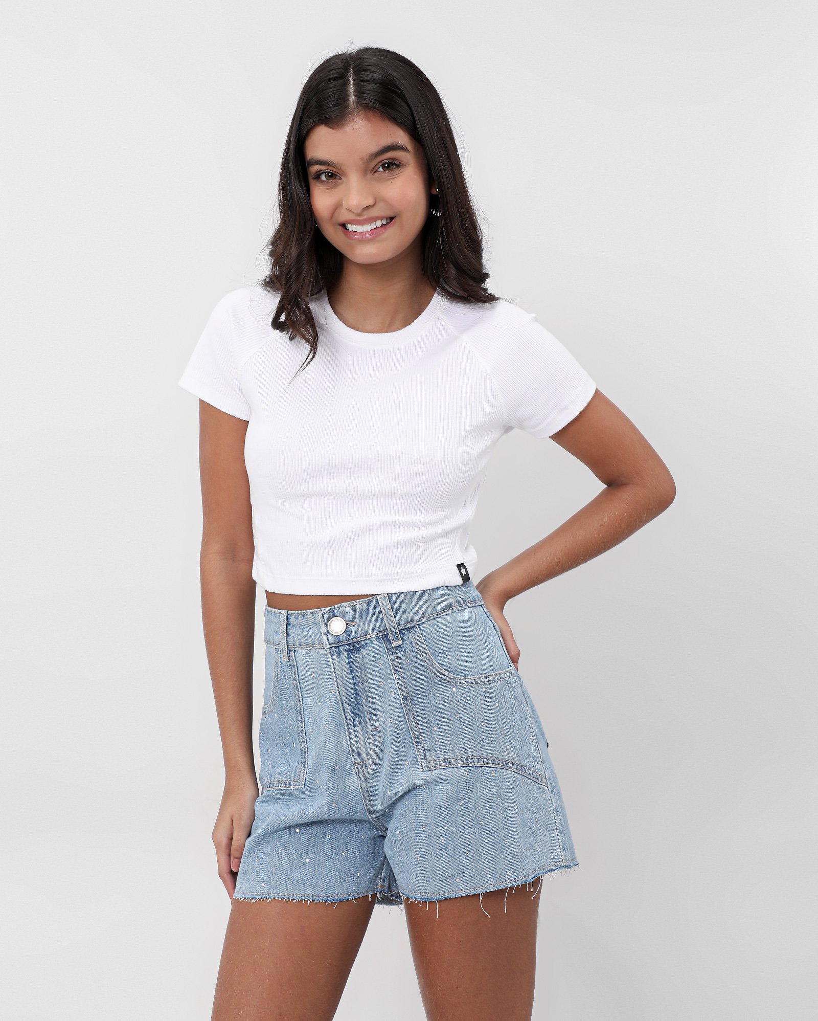 Short jeans juvenil mom western strass denim claro | Pool
