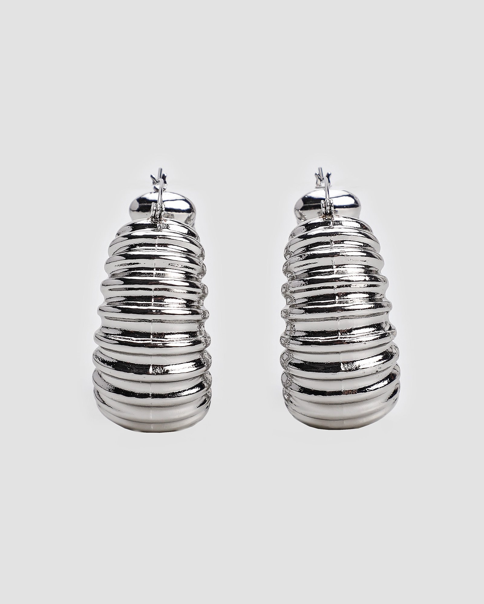 Brinco feminino argola larga texturizada prata | Accessori by Riachuelo