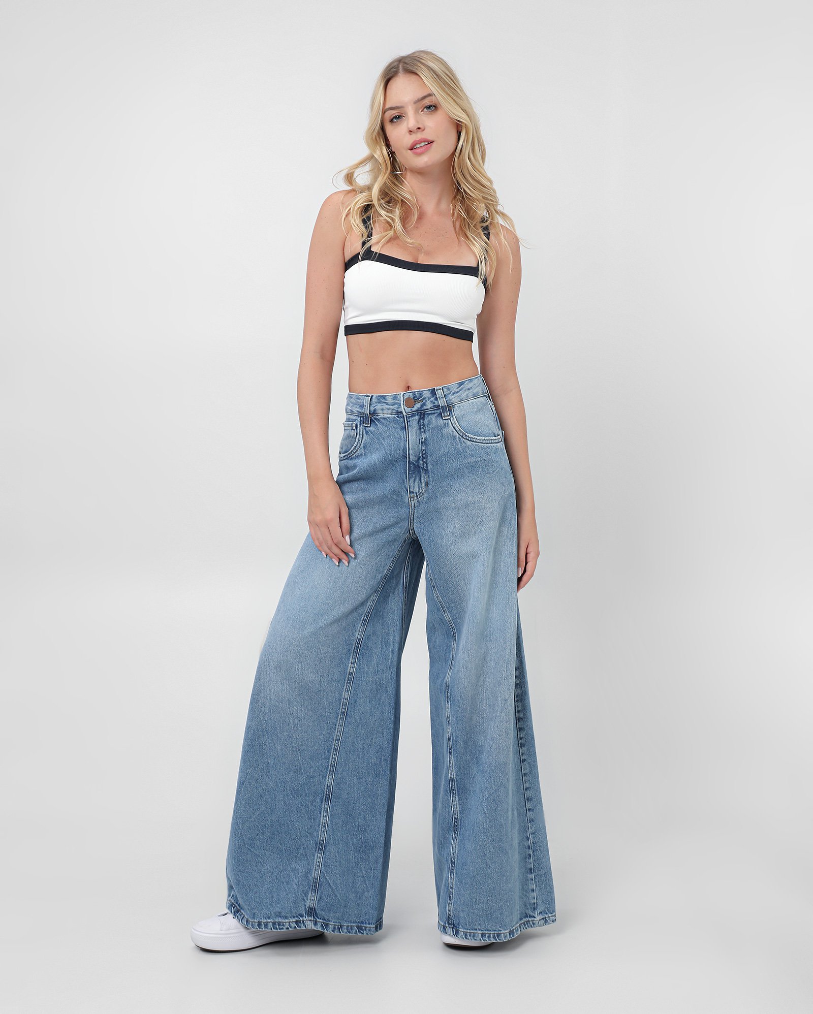 Calça jeans feminina palazzo cintura média denim claro | Pool Jeans