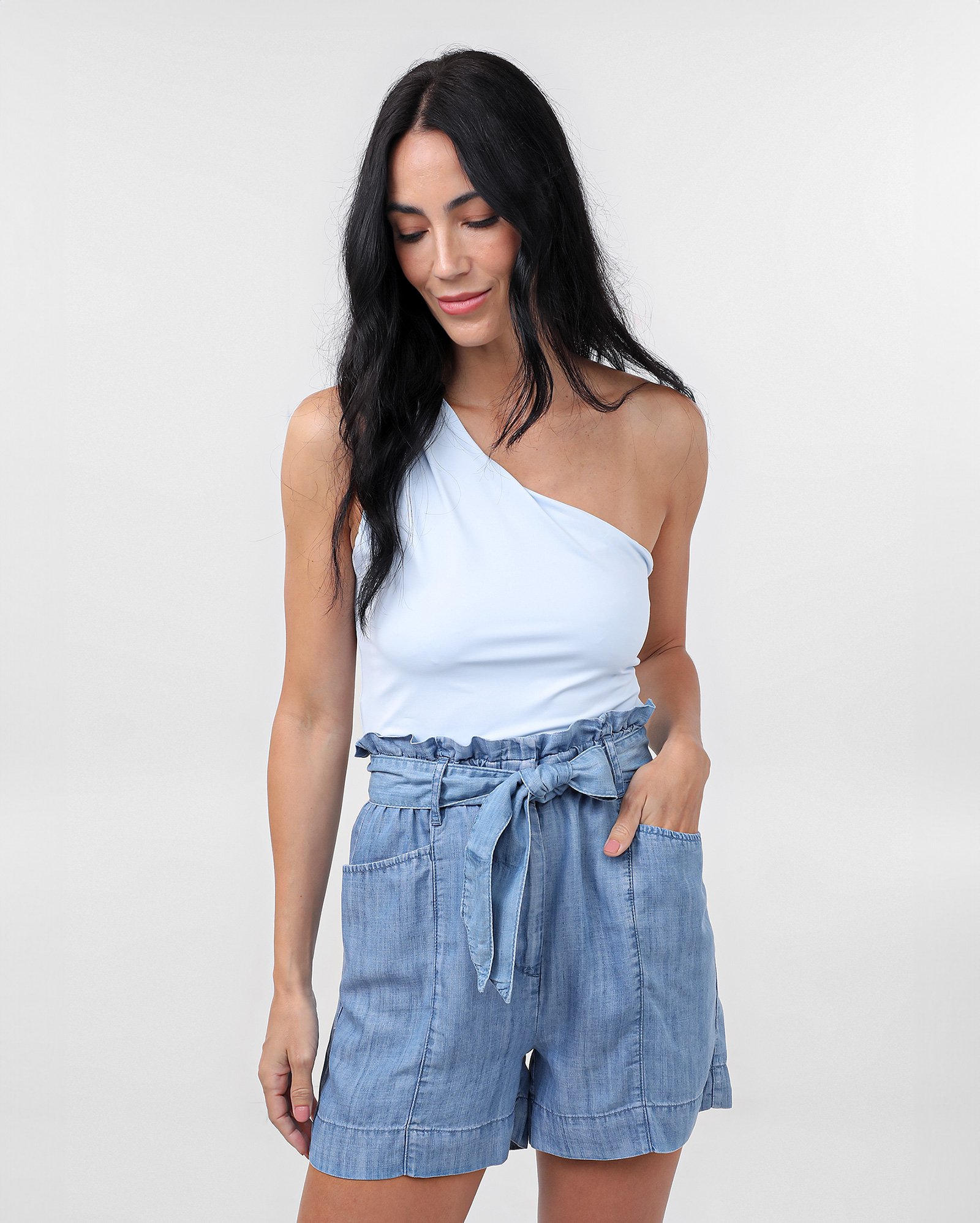 Short jeans feminino clochard cintura alta - Jeans Médio | Pool Jeans