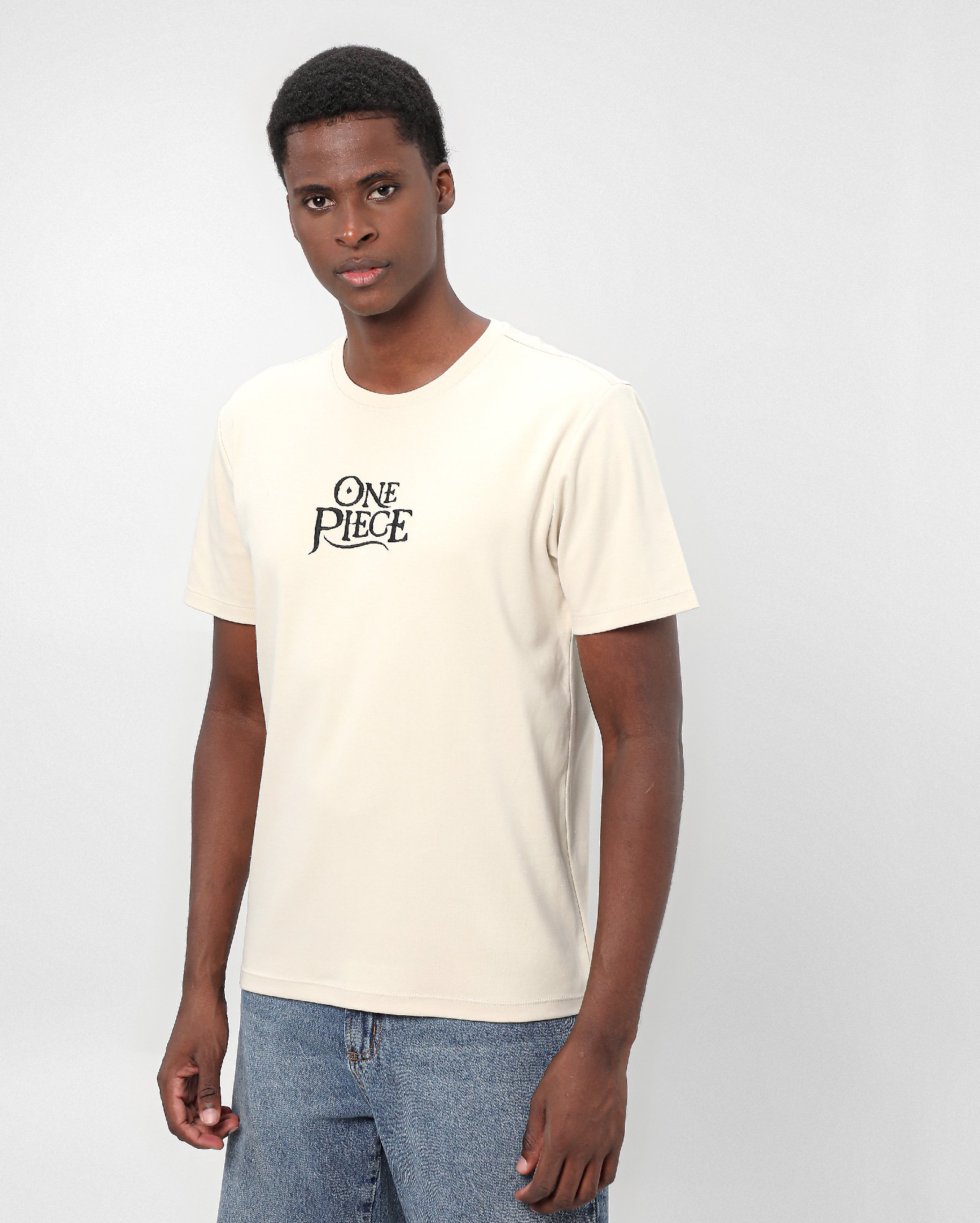 Riachuelo | Camiseta regular One Piece manga curta bege | FANLAB