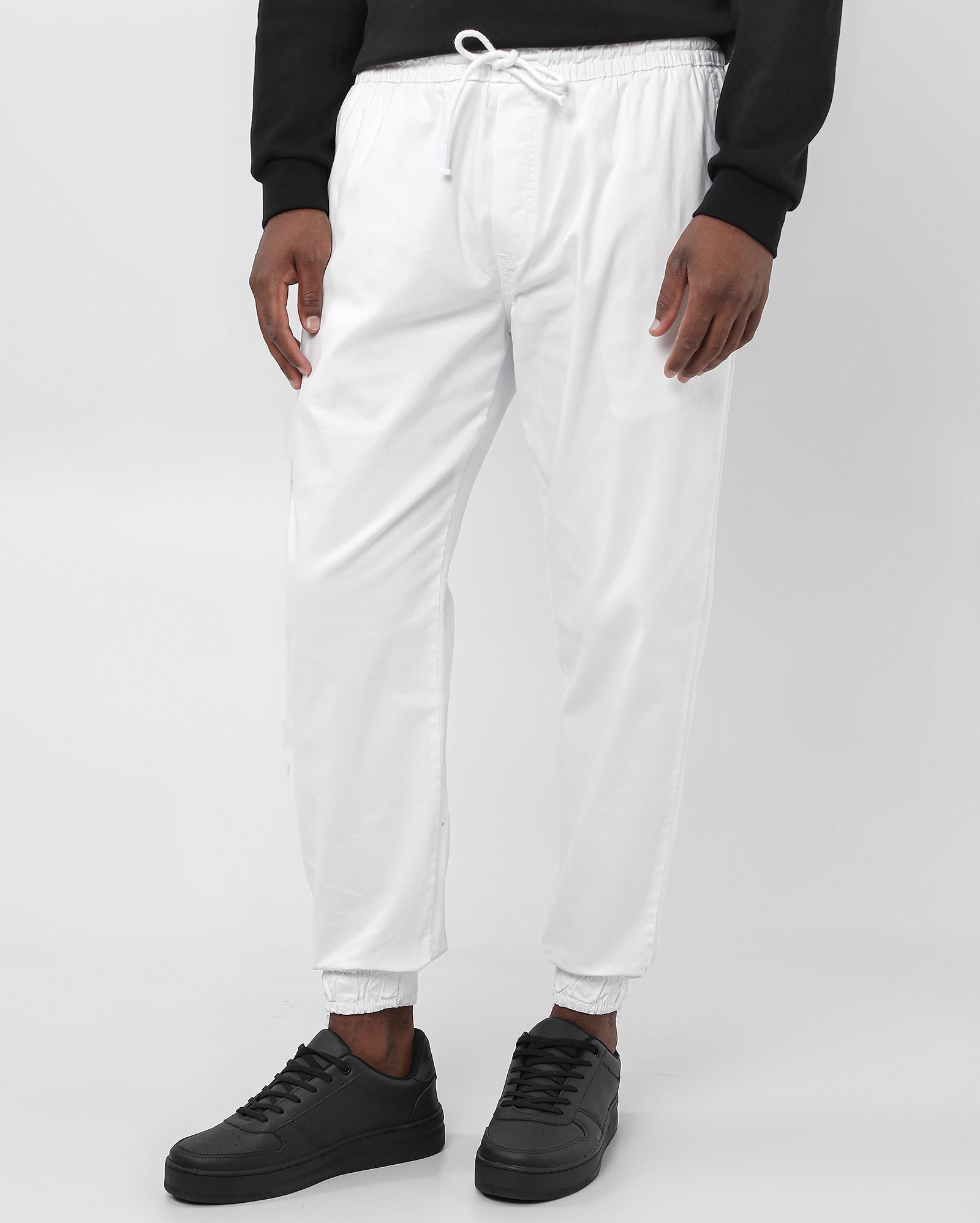 Calça sarja masculina jogger com amarração branca | Pool Jeans