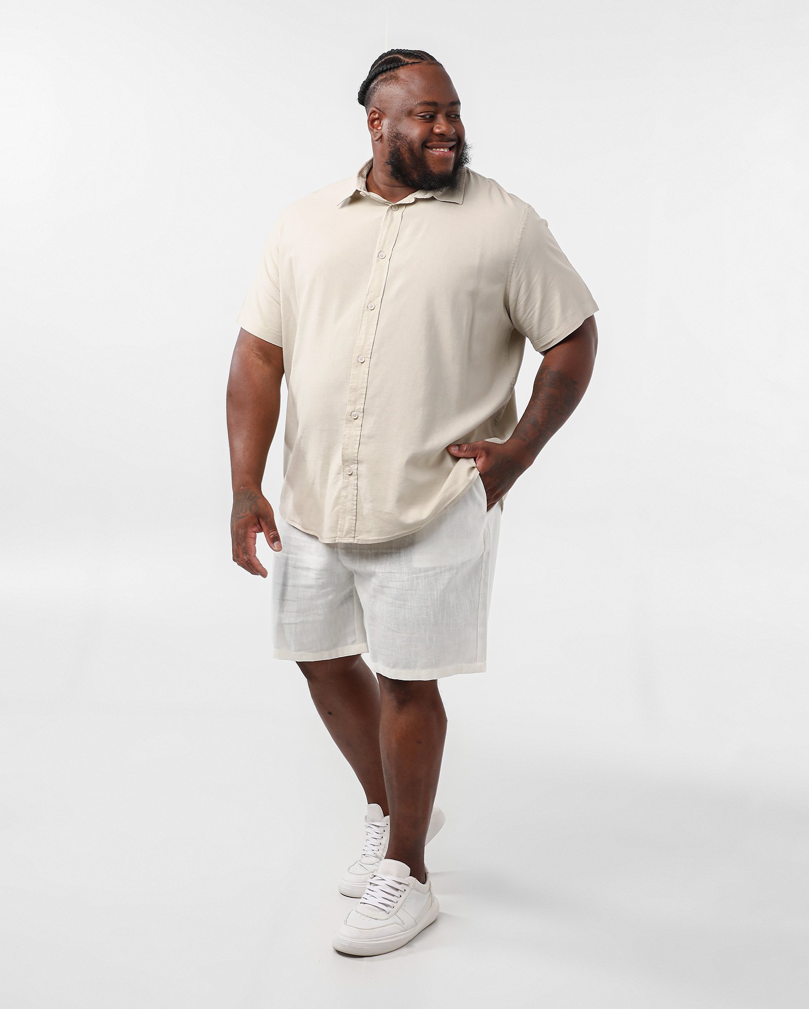 Camisa plus size masculina em viscolinho - Bege — foto 3
