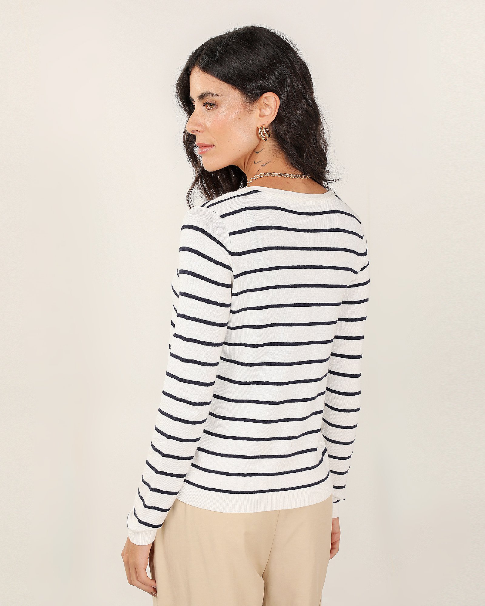 Cardigan feminino com botões listrado - Branco | Pool Basics
