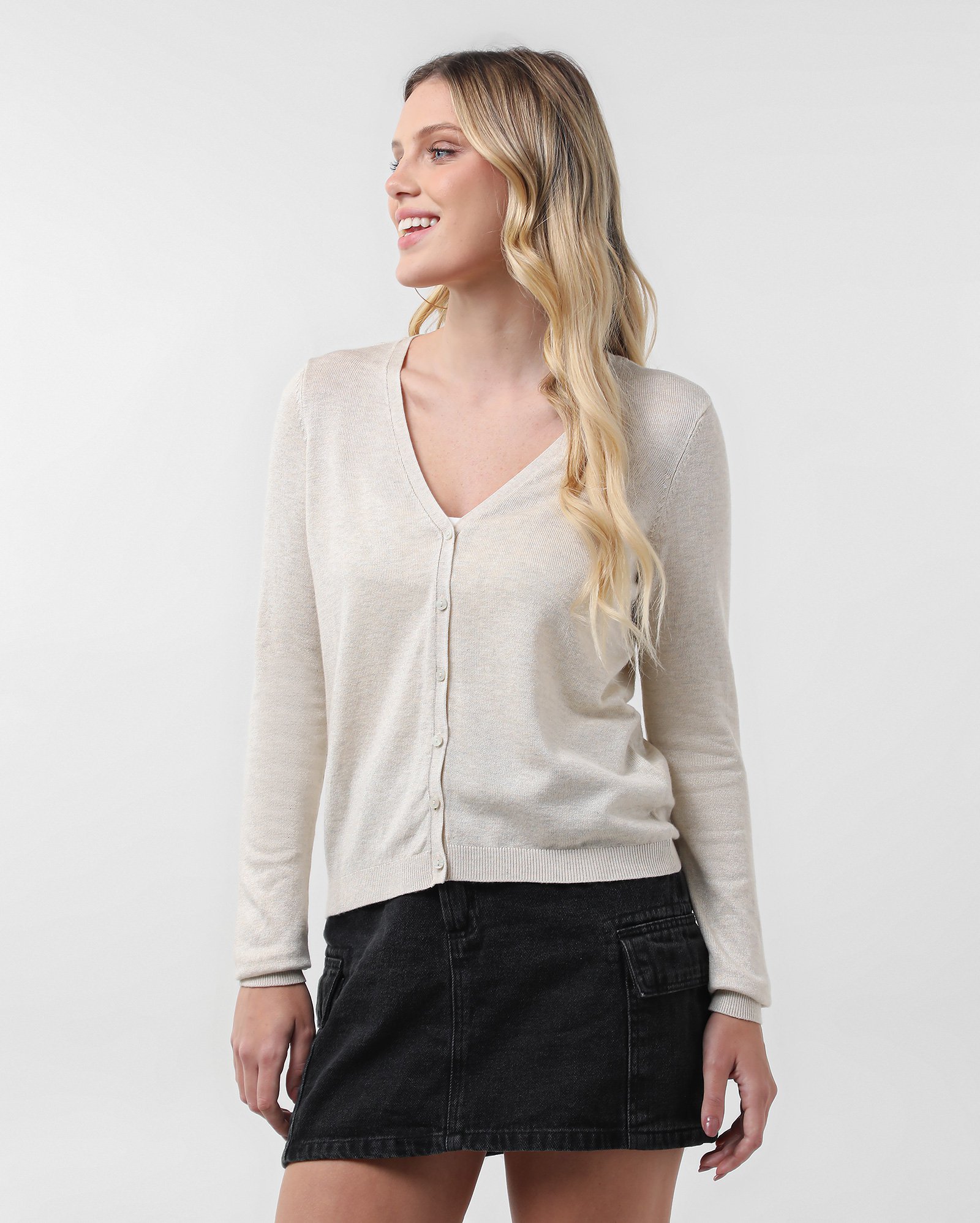 Cardigan feminino tricot decote V com botão - Bege Claro Mescla