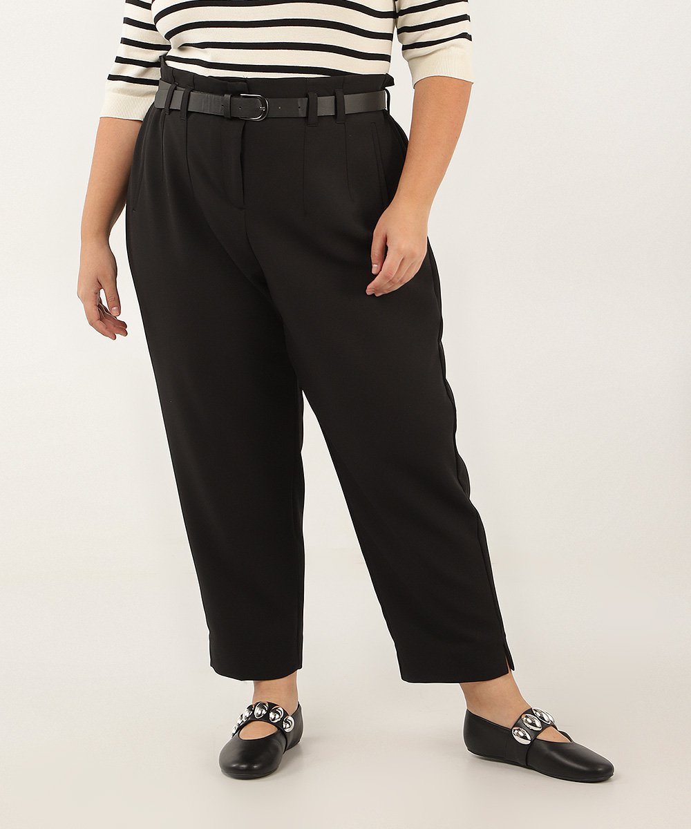 Calça Plus Size Feminina Alfaiataria Luka com Cinto e Pregas - Preto