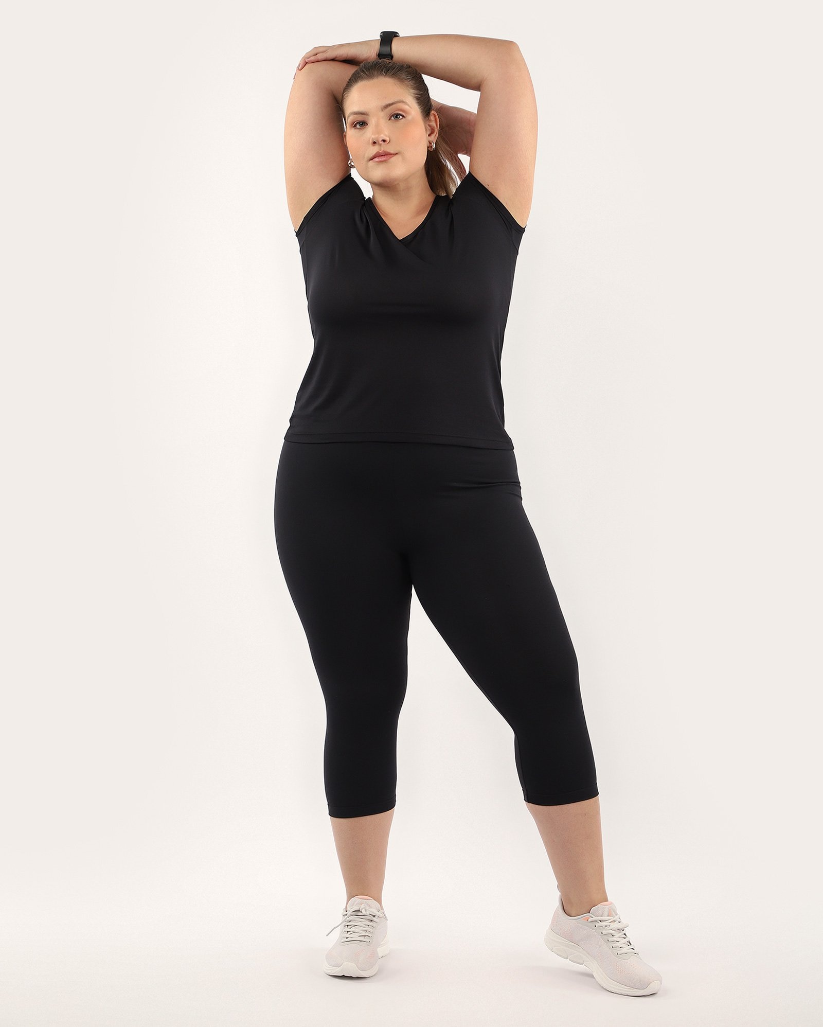 Calça feminina esportiva corsário - Preto | BodyWork