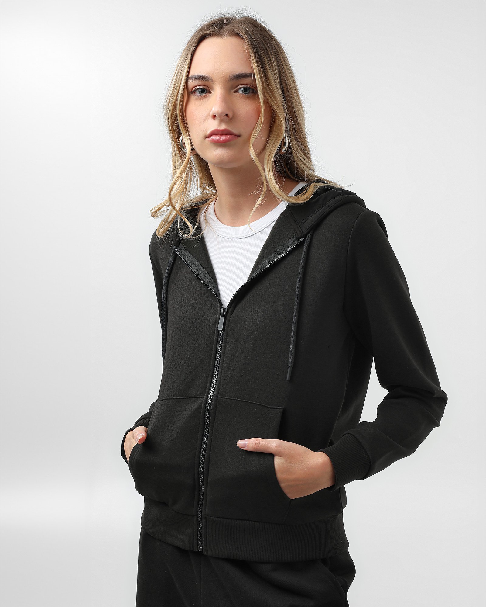 Blusa de moletom feminina Tarsi aberta com 2 bolsos - Preto | Pool Basics