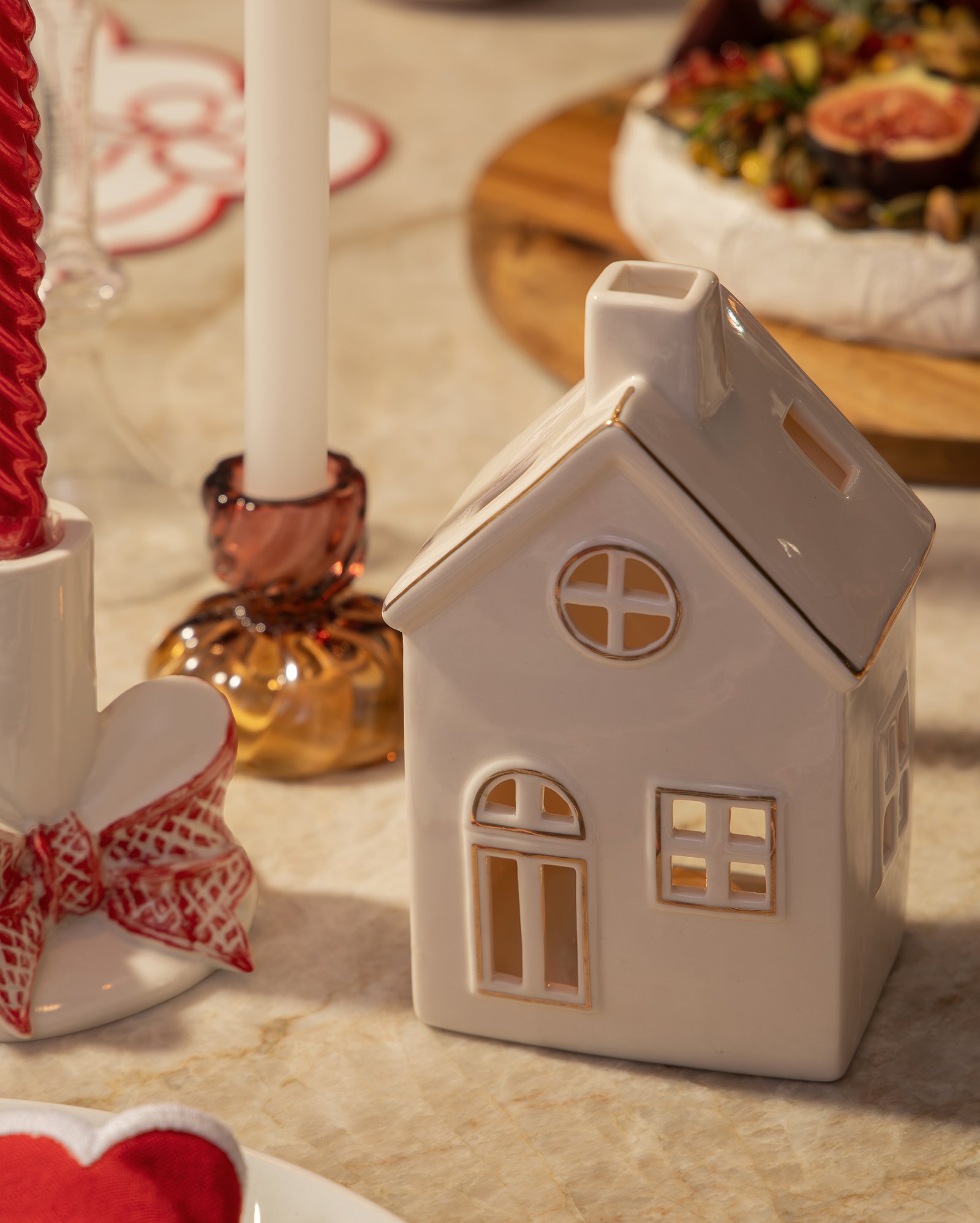 Porta-vela de cerâmica casinha natalina 17cm branco | Casa Riachuelo