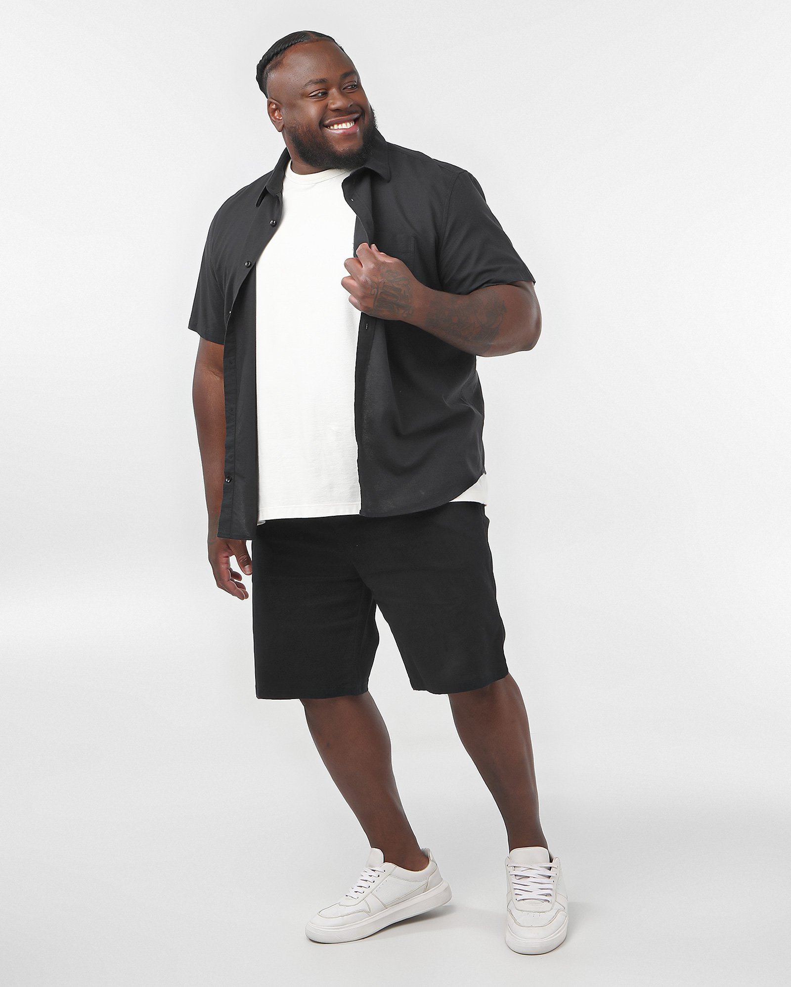 Bermuda black jeans plus size masculina reta com bolsos | Pool Jeans