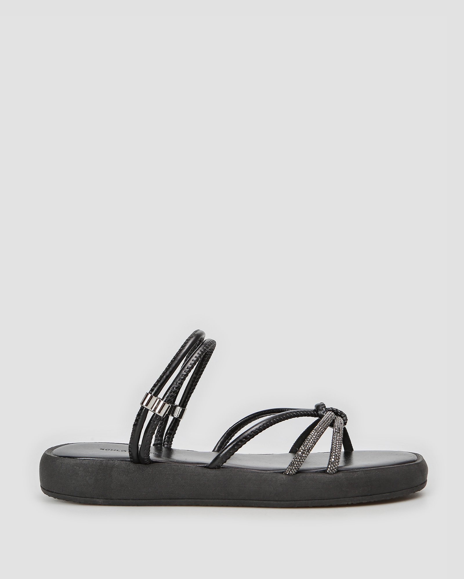 Sandália rasteira feminina flatform calce fácil brilho - Preto | Riachuelo