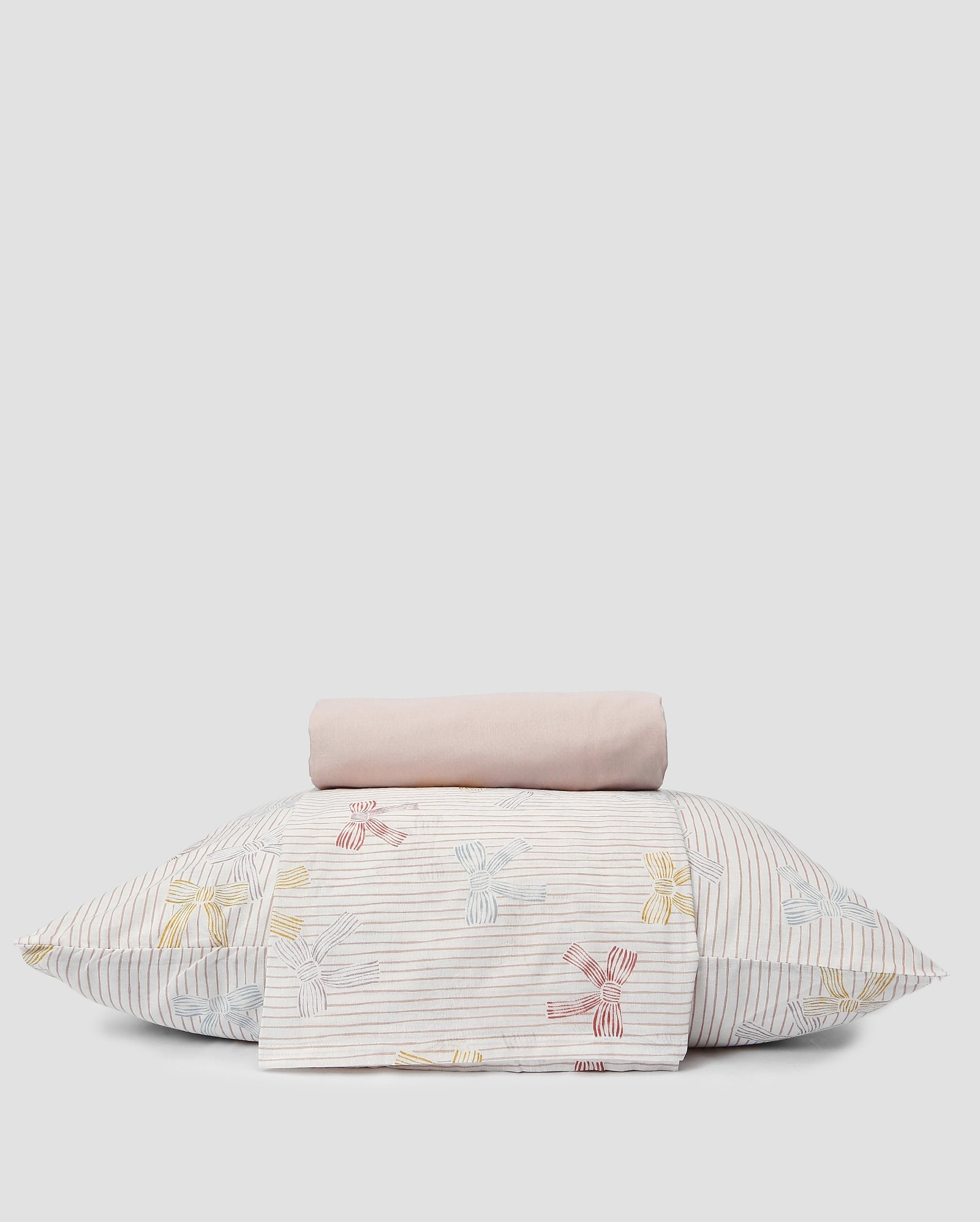 Jogo de cama solteiro 3 peças malha estampado laços branco | Casa Riachuelo