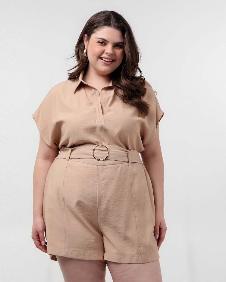 Riachuelo Camisa polo plus size feminina de viscose bege AK - Main Image