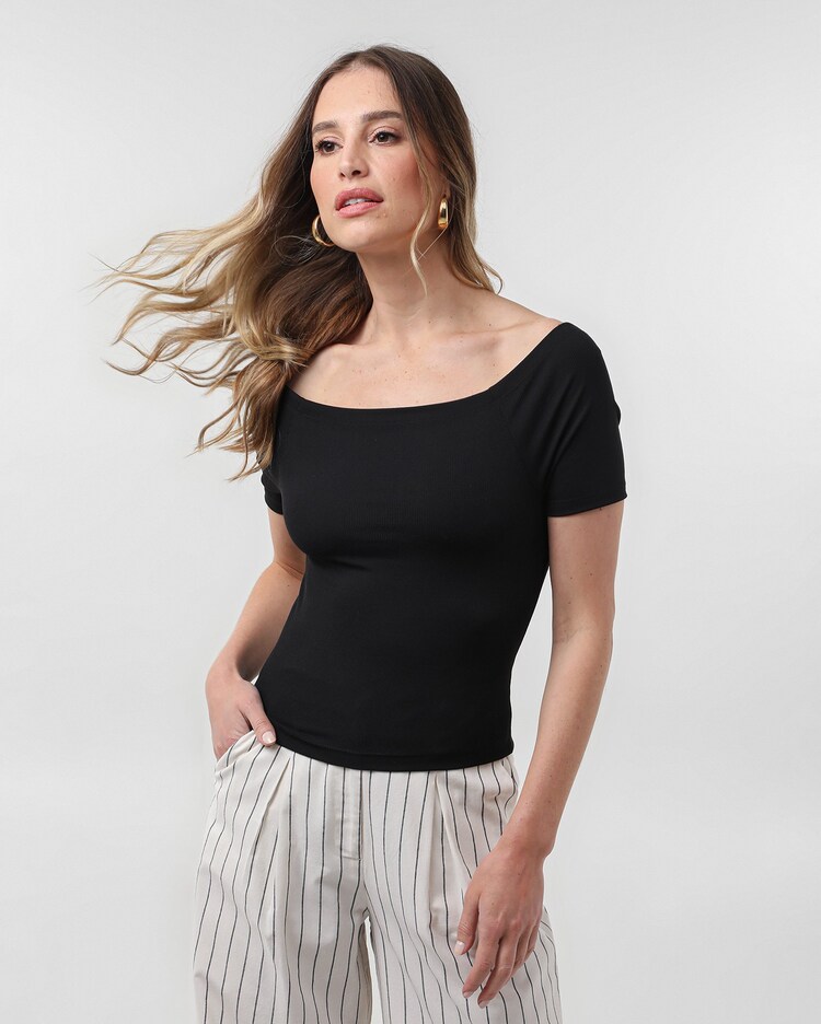 Riachuelo Blusa feminina malha canelada canoa Preto AK by