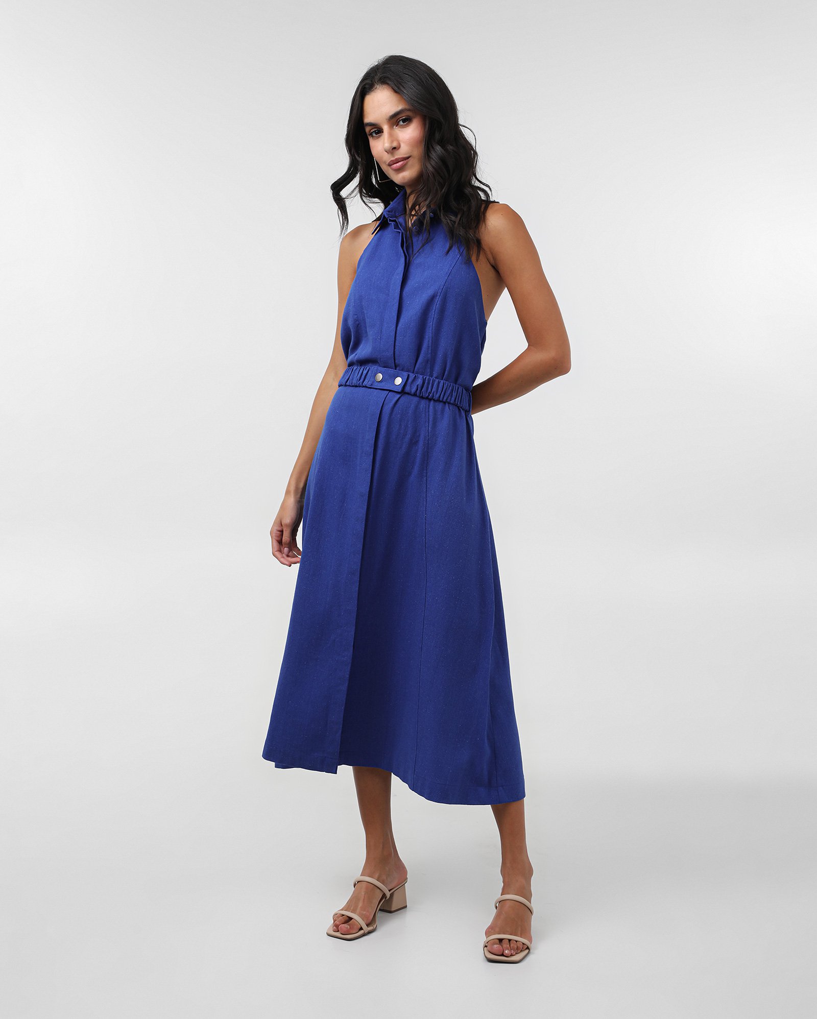 Vestido midi frente única em viscolinho azul
