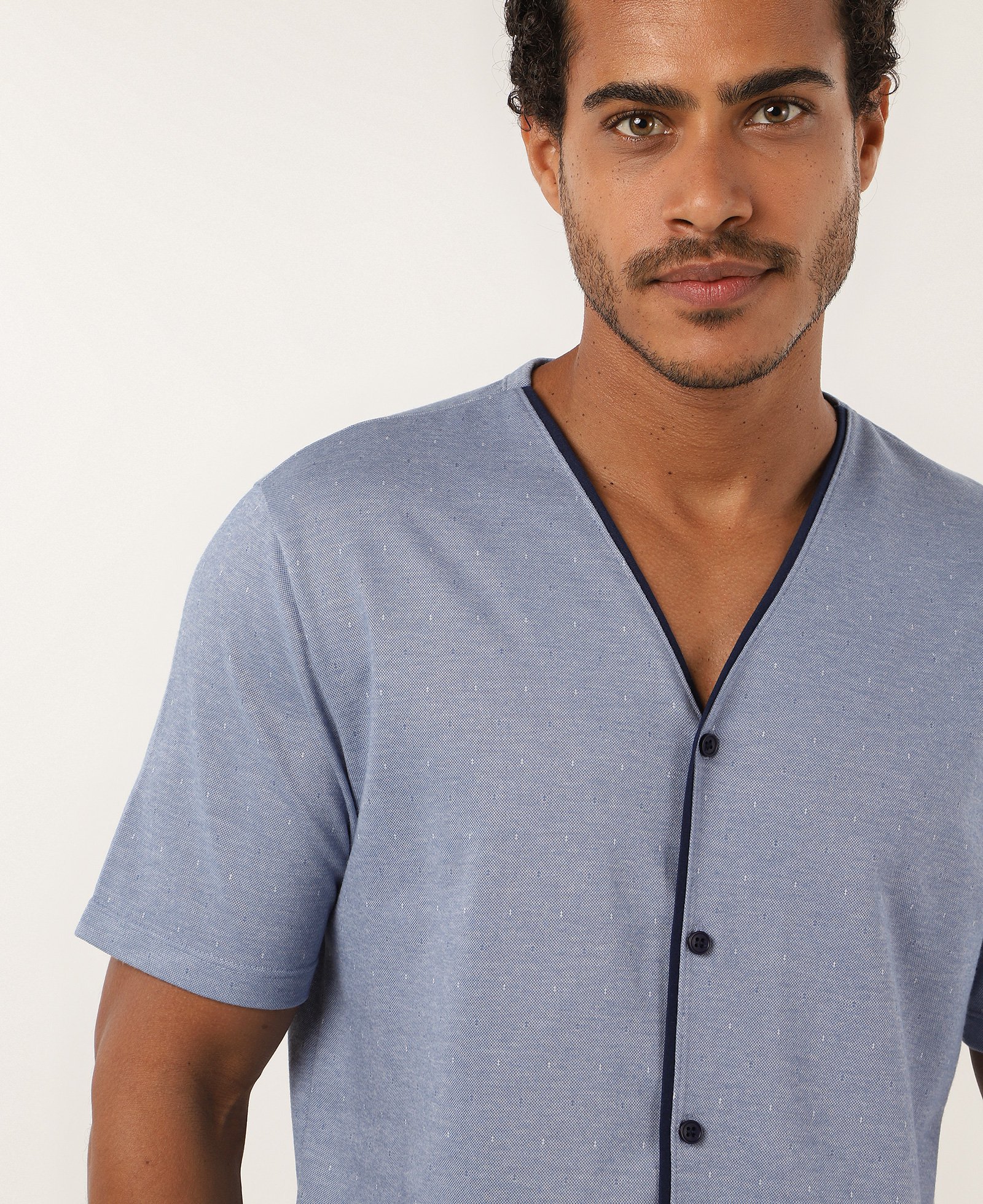 Pijama curto masculino com botões estampado azul | Riachuelo