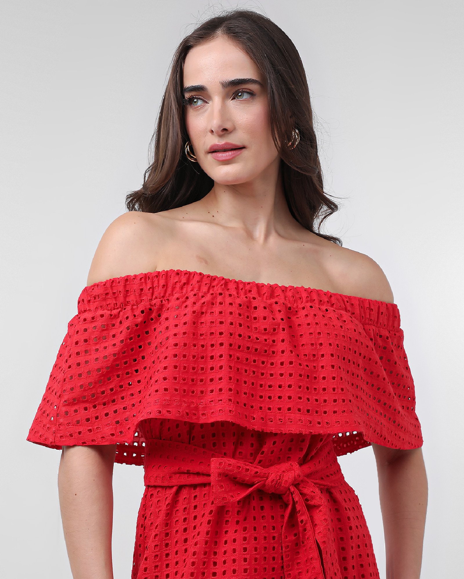 Vestido midi evasê ombro a ombro laise com babado vermelho — foto 5