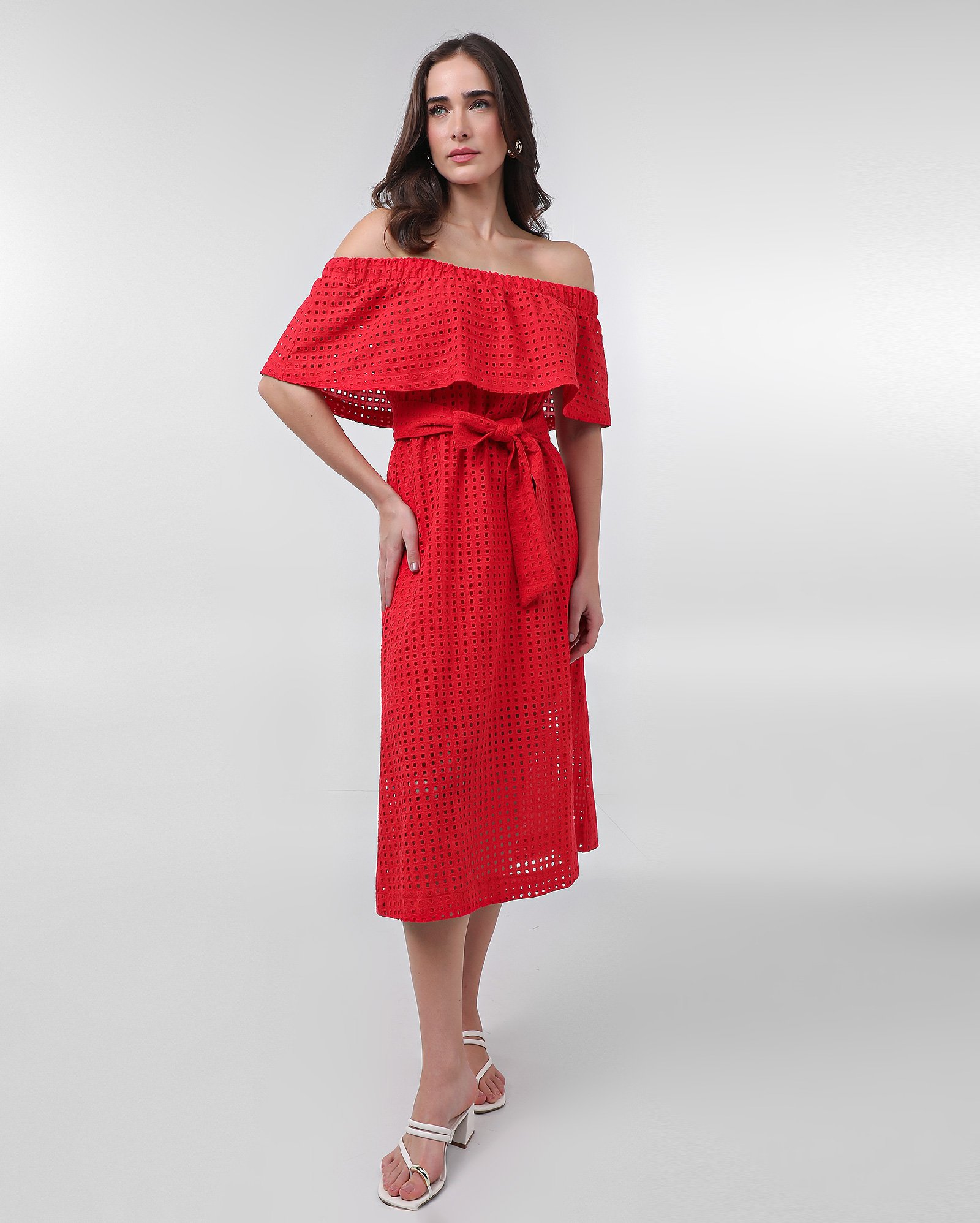 Vestido midi evasê ombro a ombro laise com babado vermelho — foto 4