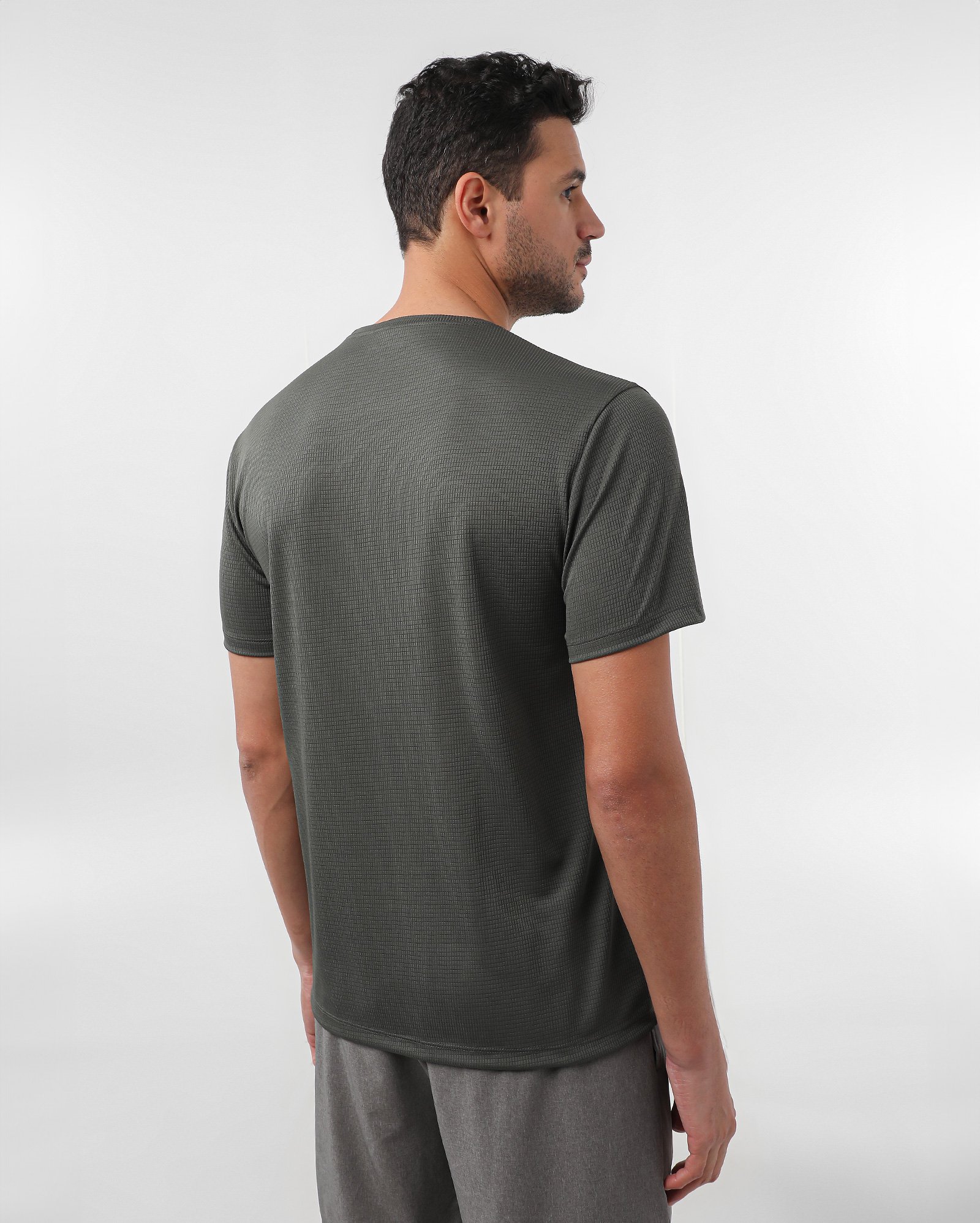 Camiseta esportiva masculina básica manga curta lisa - Verde Musgo | BodyWork by Riachuelo