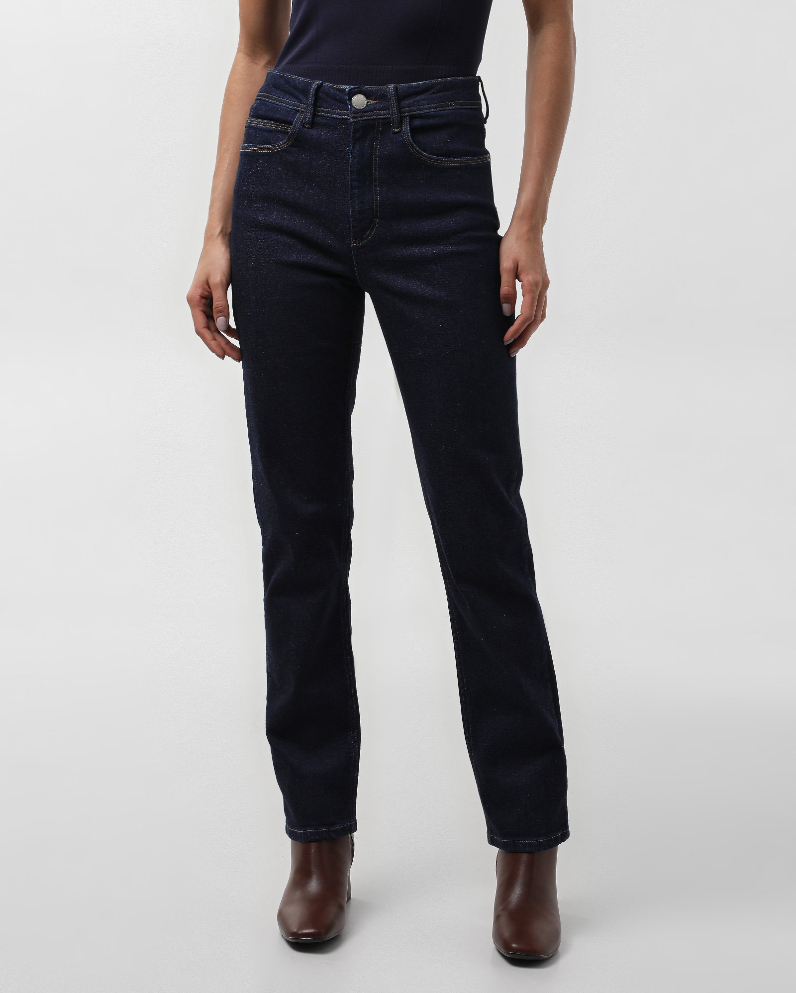 Calça jeans feminina reta stretch cintura média - Jeans Escuro | Pool Jeans