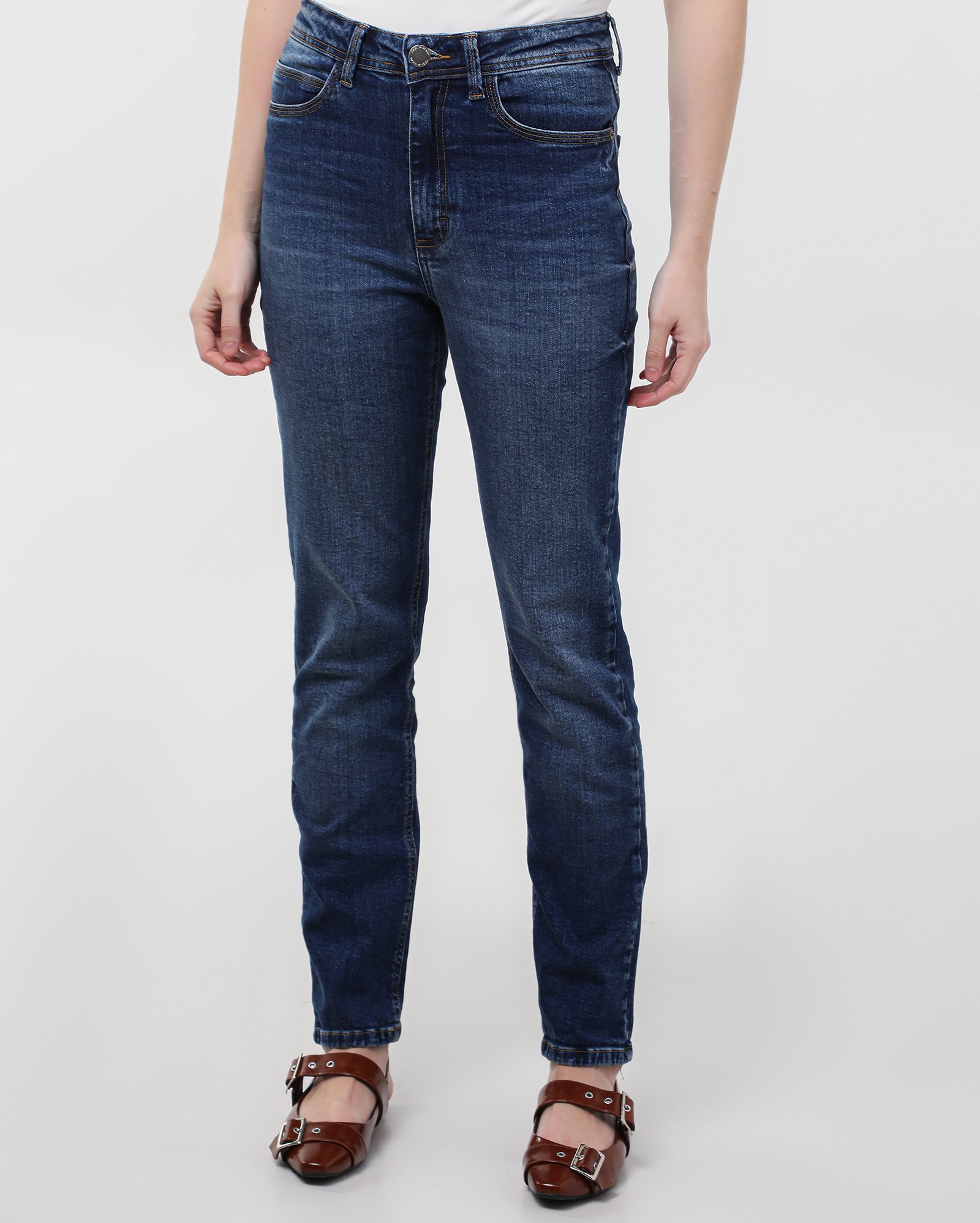 Calça jeans feminina reta stretch cintura média - Jeans Clássico Escuro | Pool Jeans