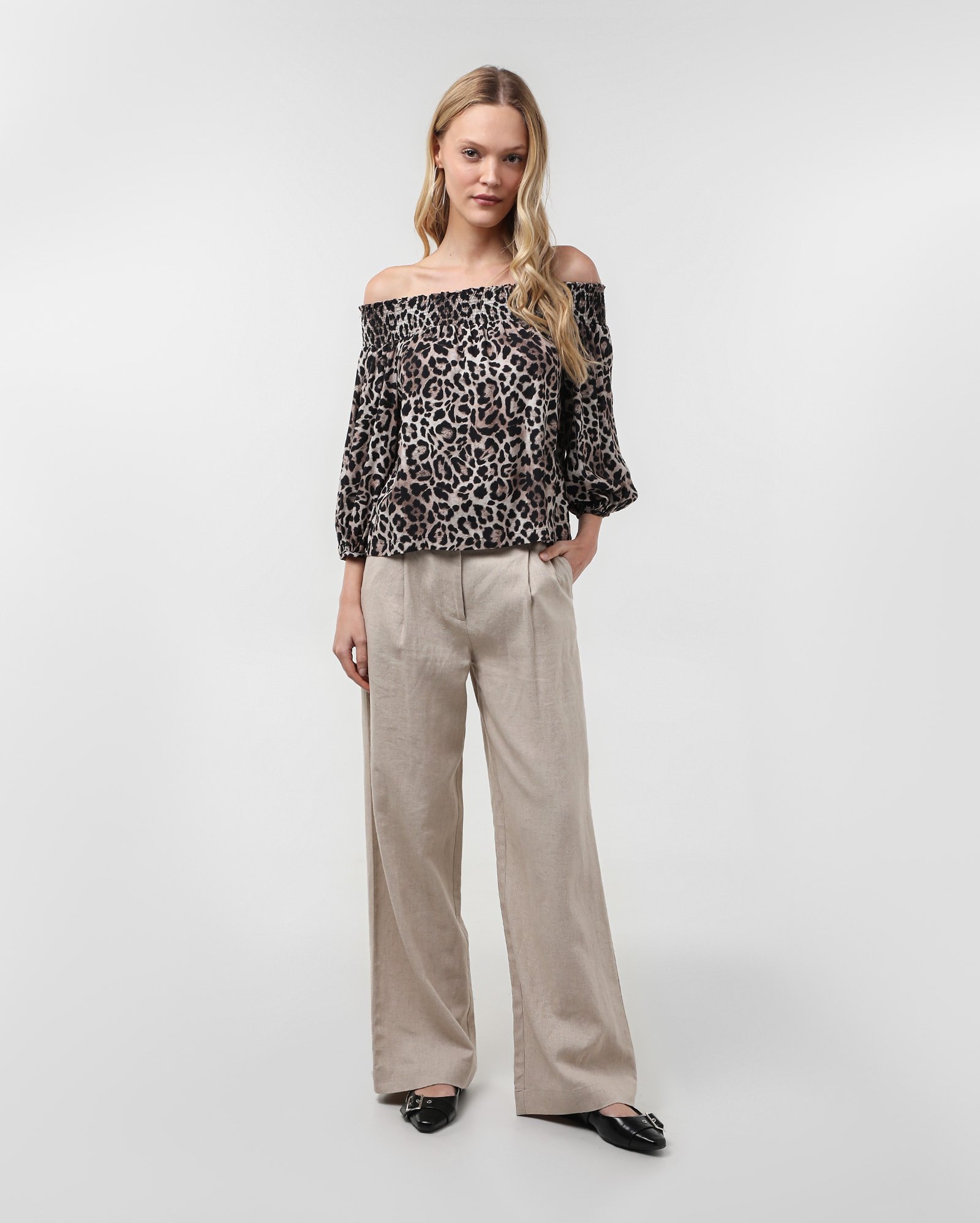 Blusa feminina ombro a ombro onça - marrom — foto 3