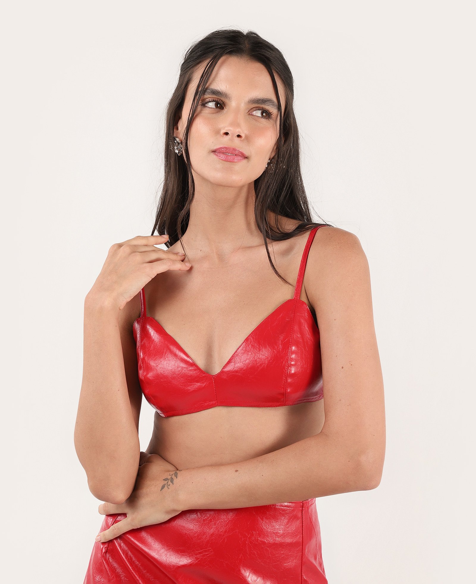 Top em poliuretano texturizado vermelho | Pool — foto 2