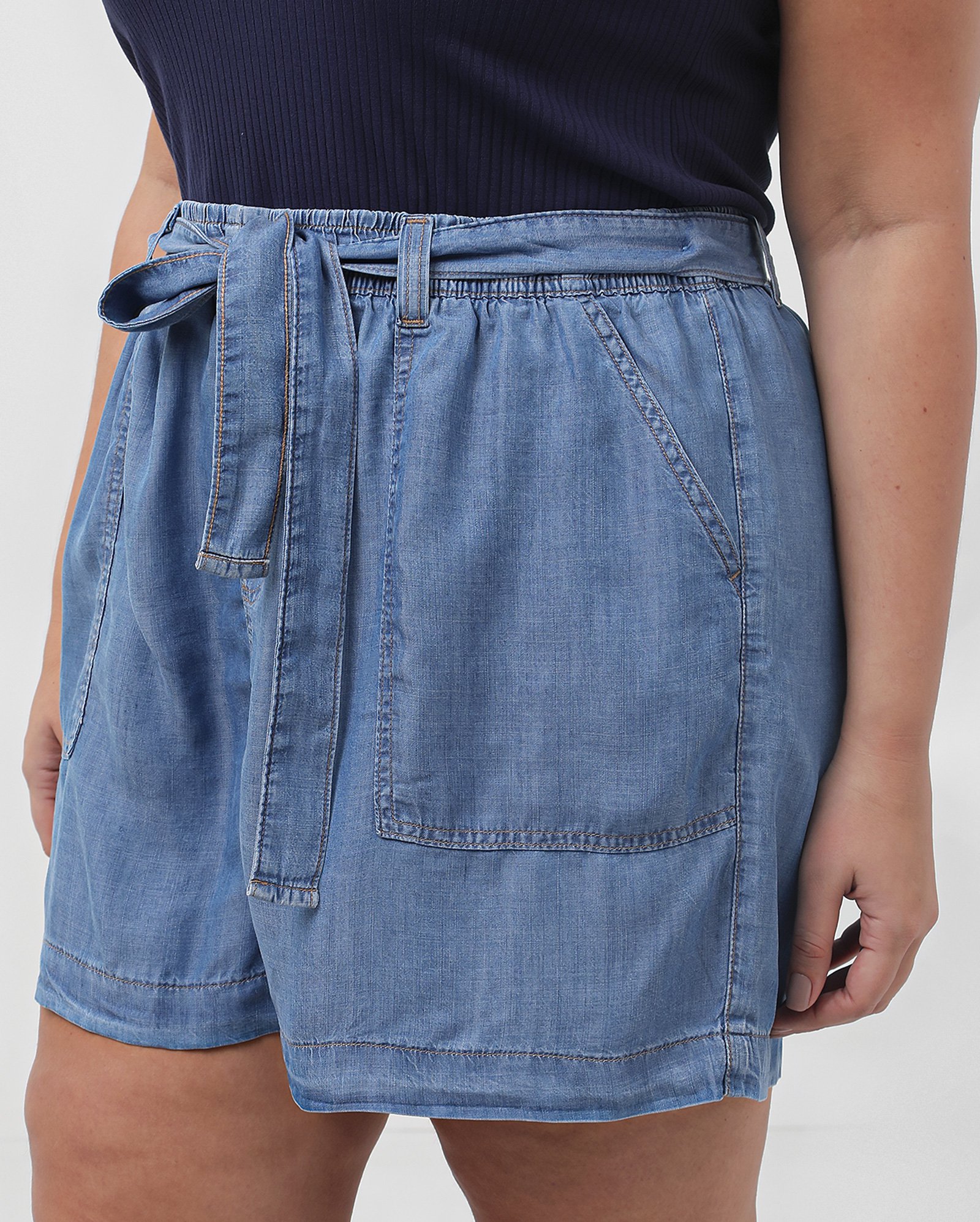 Short jeans plus size feminino clochard denim médio | Pool Jeans