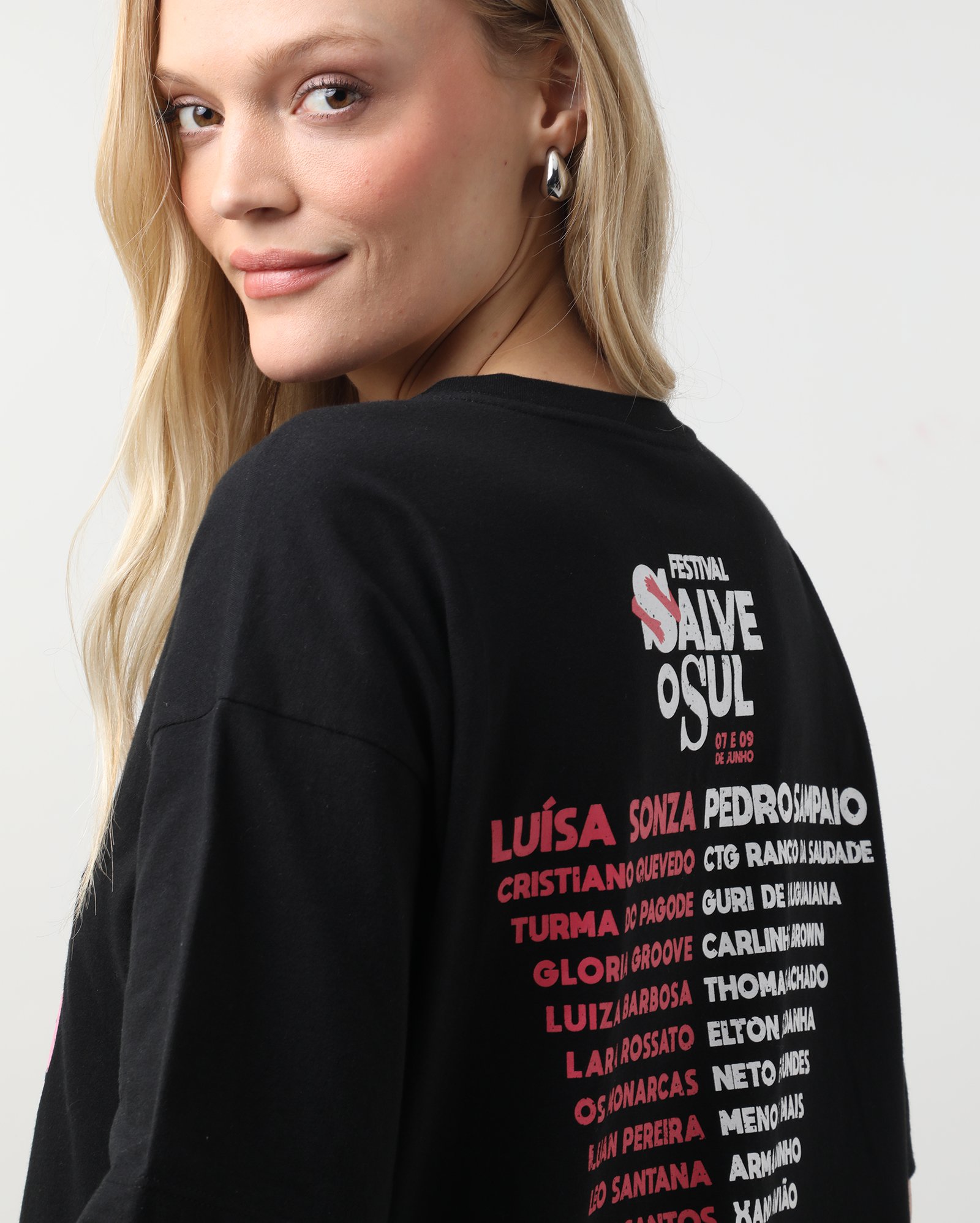 Camiseta oversized manga curta festival Salve o Sul preta | Riachuelo — foto 5